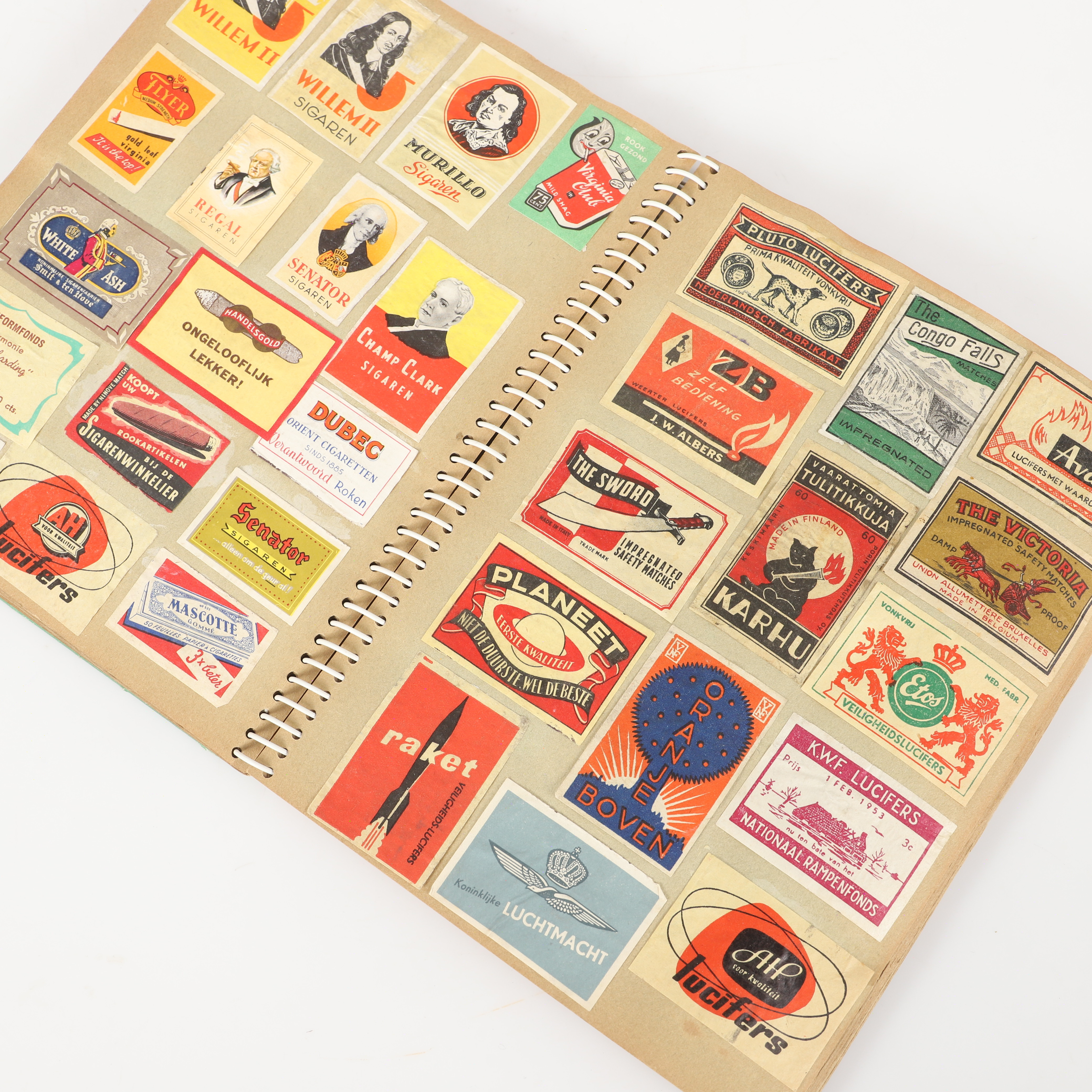 SAMLARBILDER OCH ETIKETTER, i album, 1900-tal.