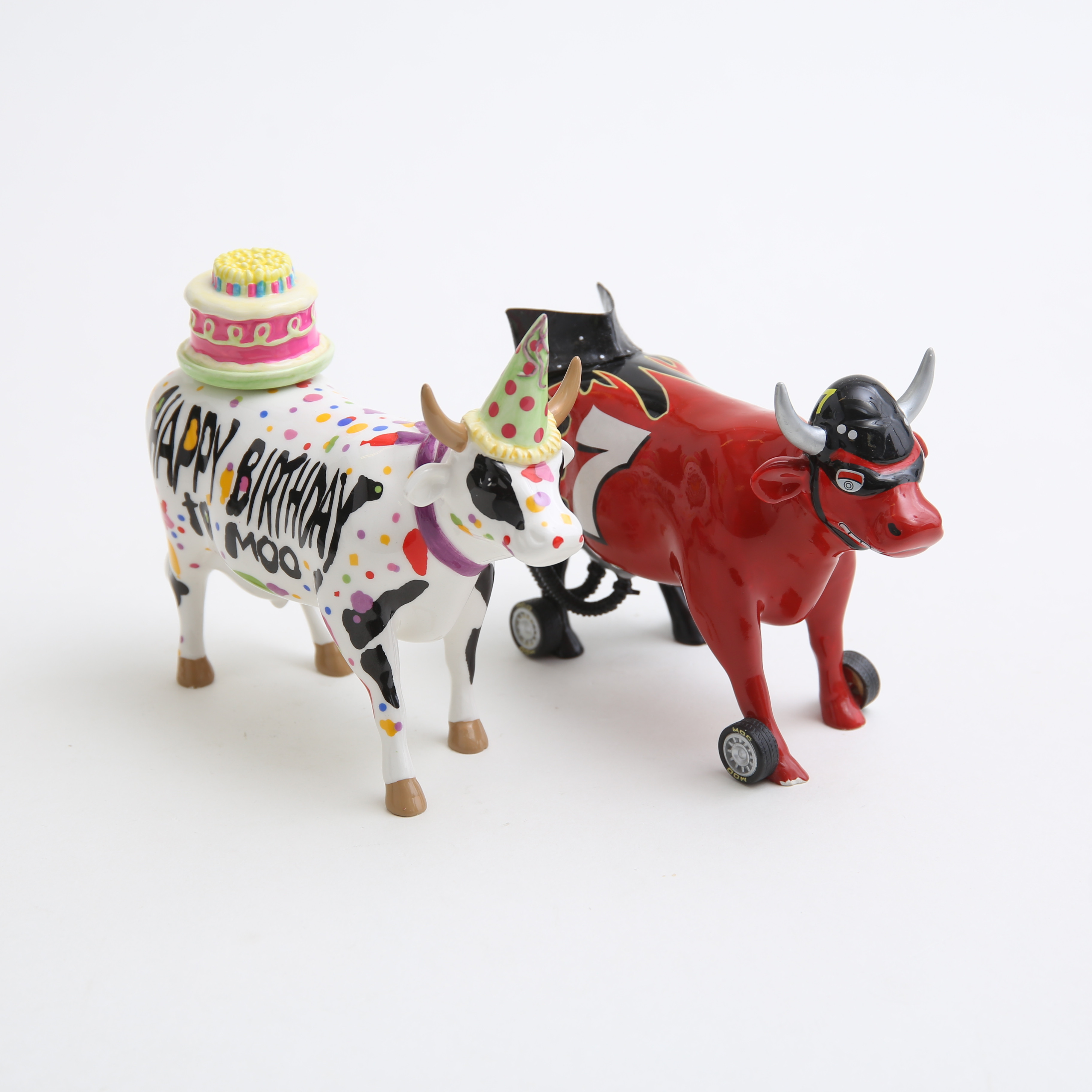 FIGURINER, 2 st, "Cow Parade", konstmassa, 2004.