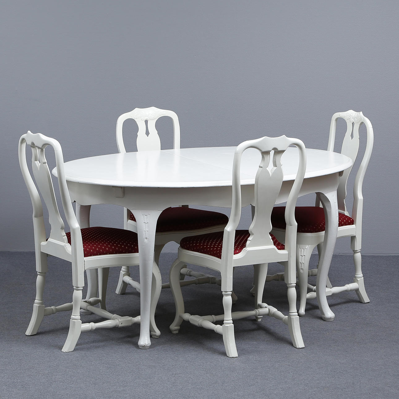 MATGRUPP, bondrokoko stilmöbel, tidigt 1900, bord med 4 stolar.