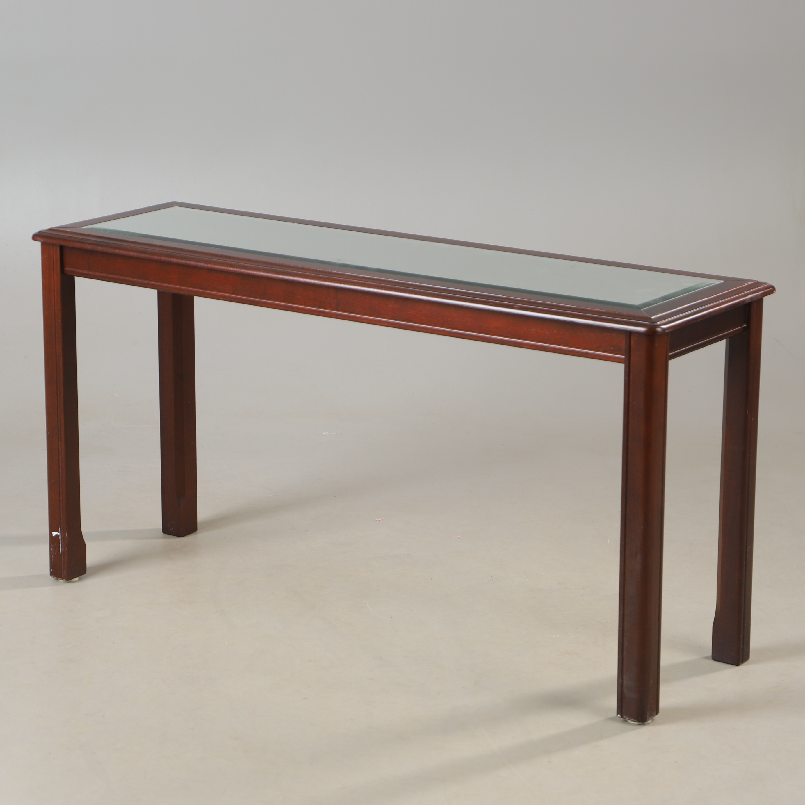 KONSOLBORD, spegelglas och mahogny, 1900-talets andra hälft.