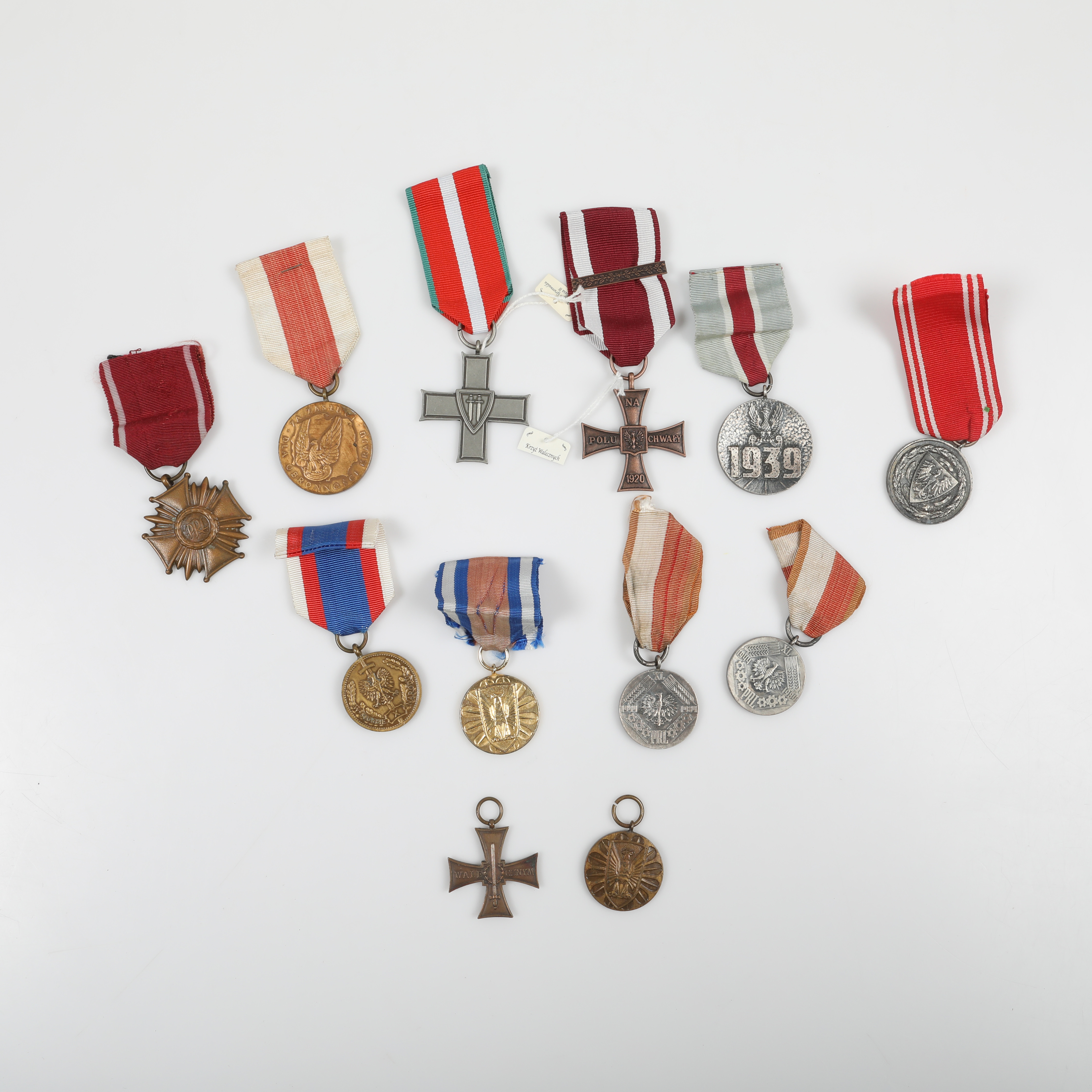 MEDALJER M. M., 11 stycken, metall, Polen, 1900-tal.