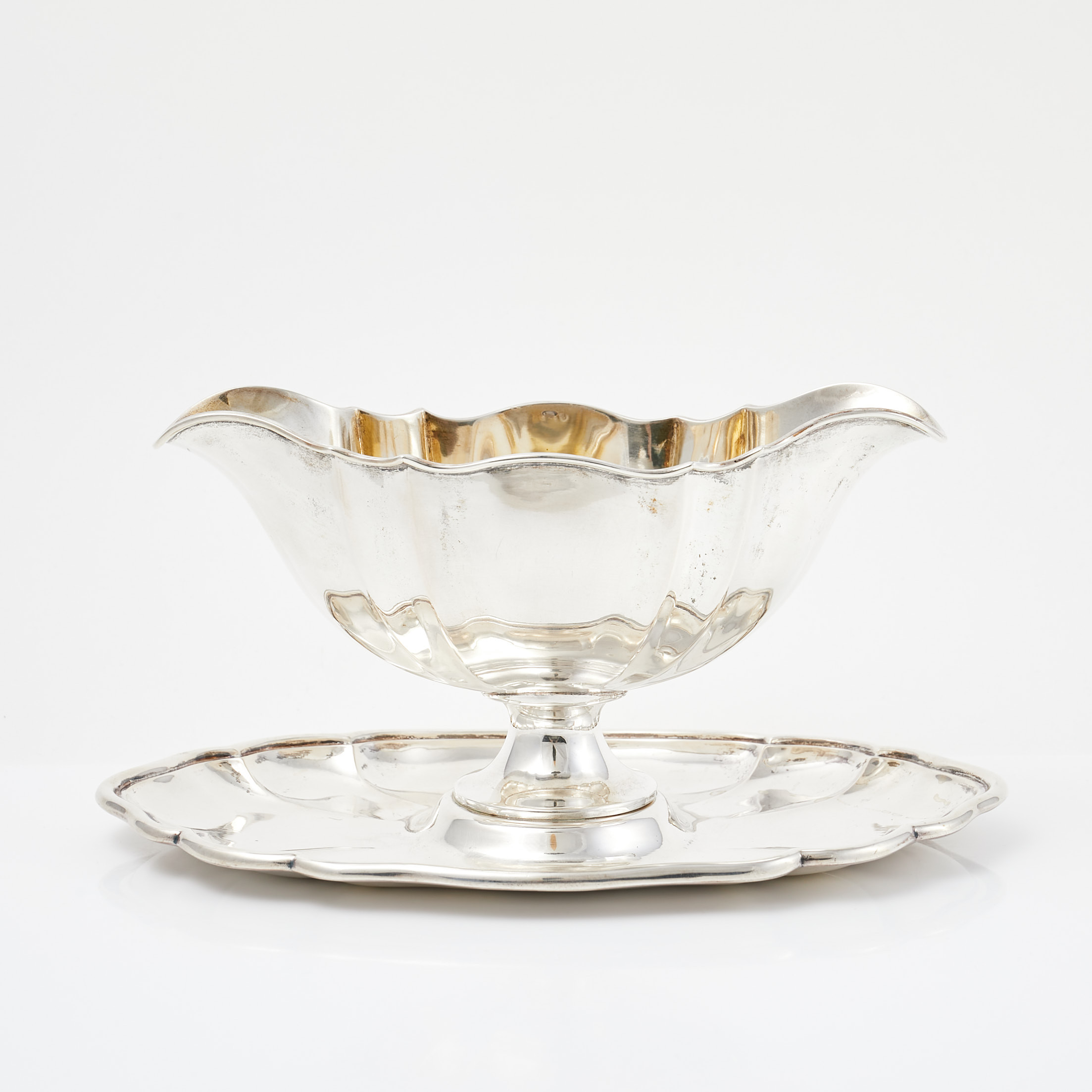 SÅSSKÅL, på fot, 1900-tal, silver.