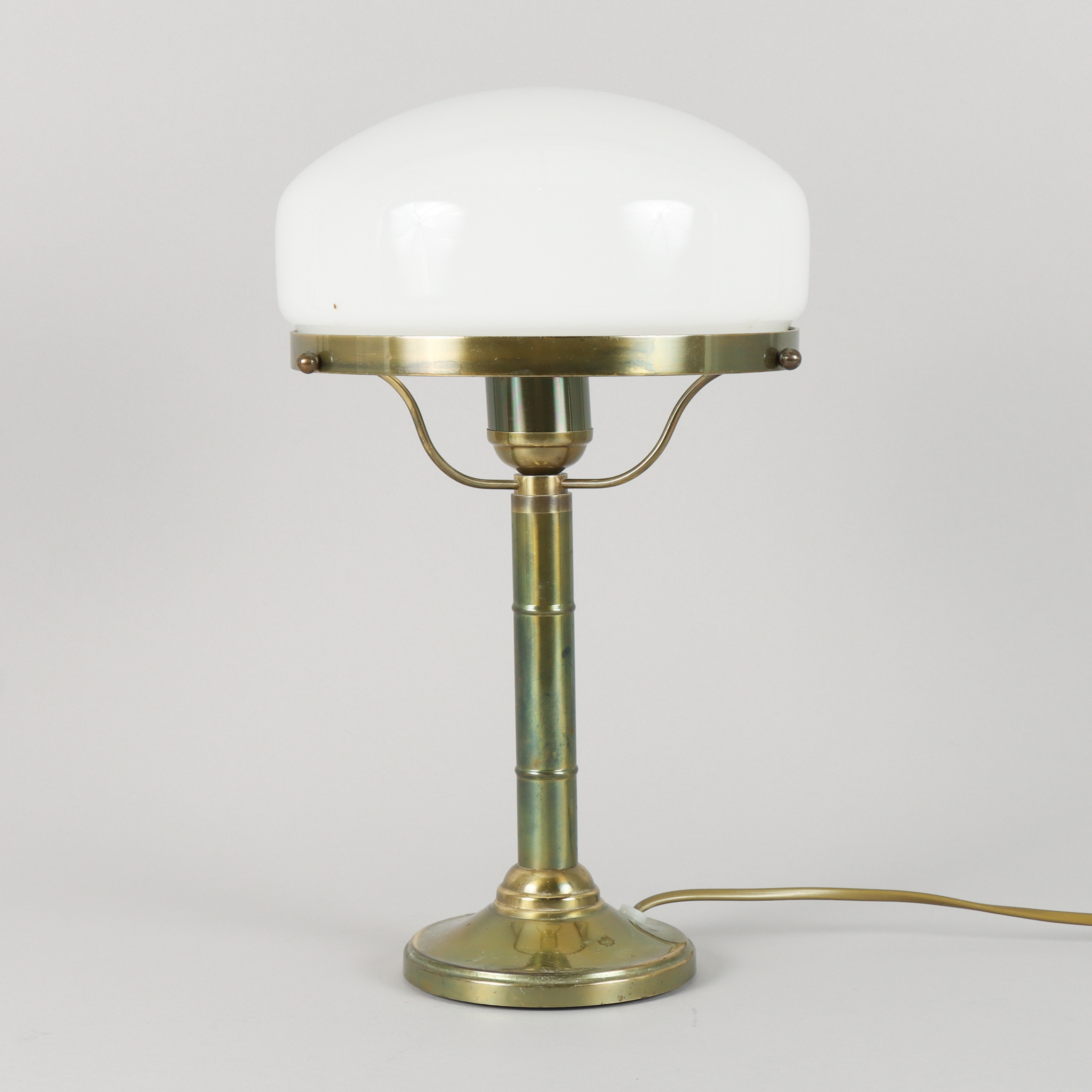 BORDSLAMPA mässing, strindbergslampa, Karlskrona Lampfabrik.