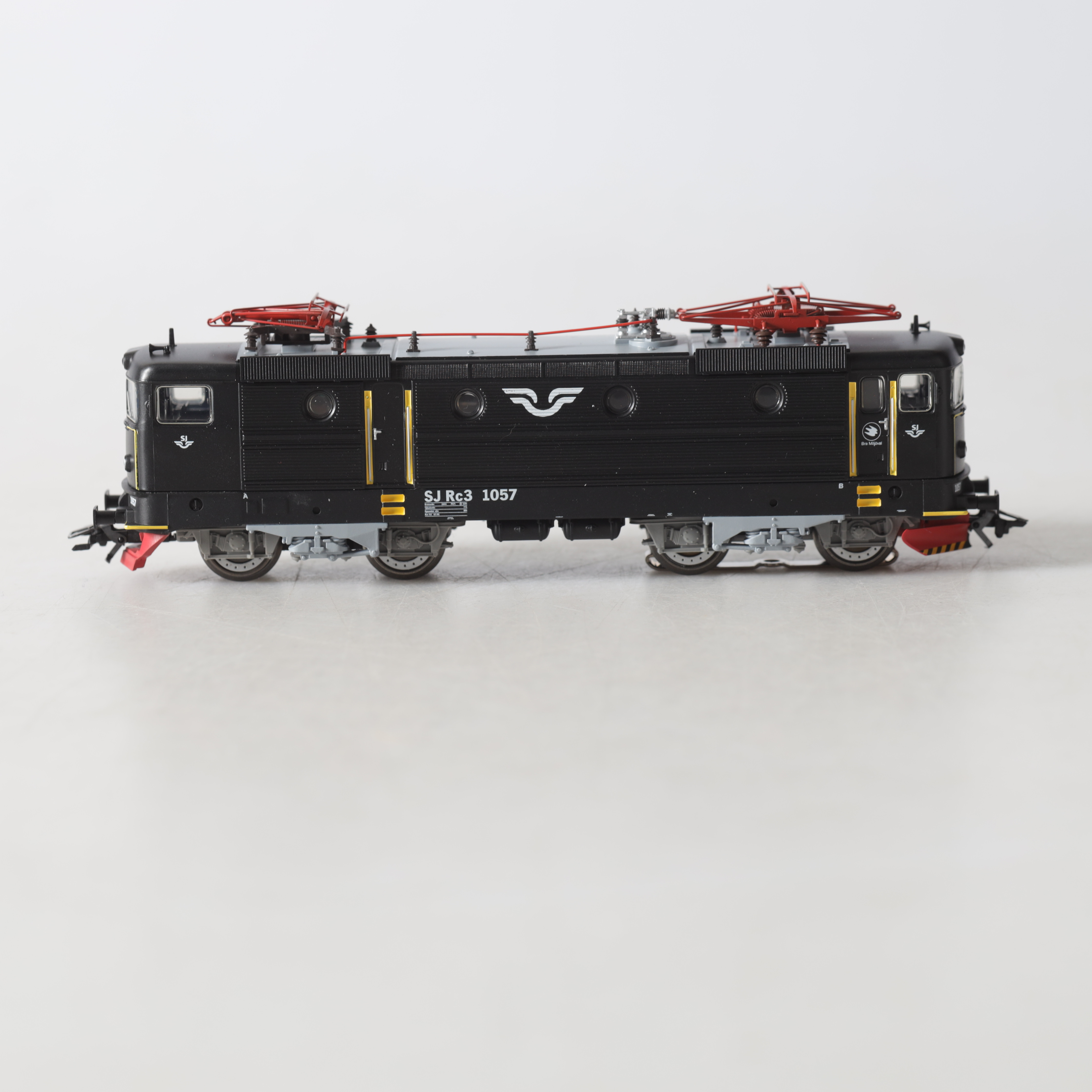 ELLOK, 37416, H0, SJ:s Rc 3, 1057, Märklin.
