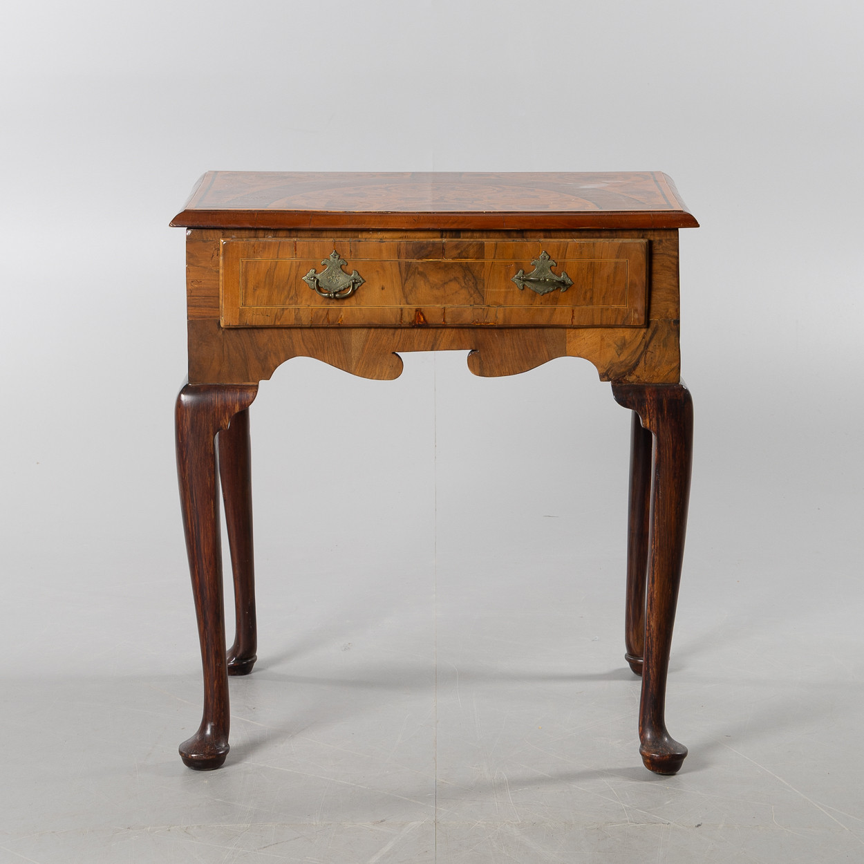 BORD, med låda, 17/1800-tal.