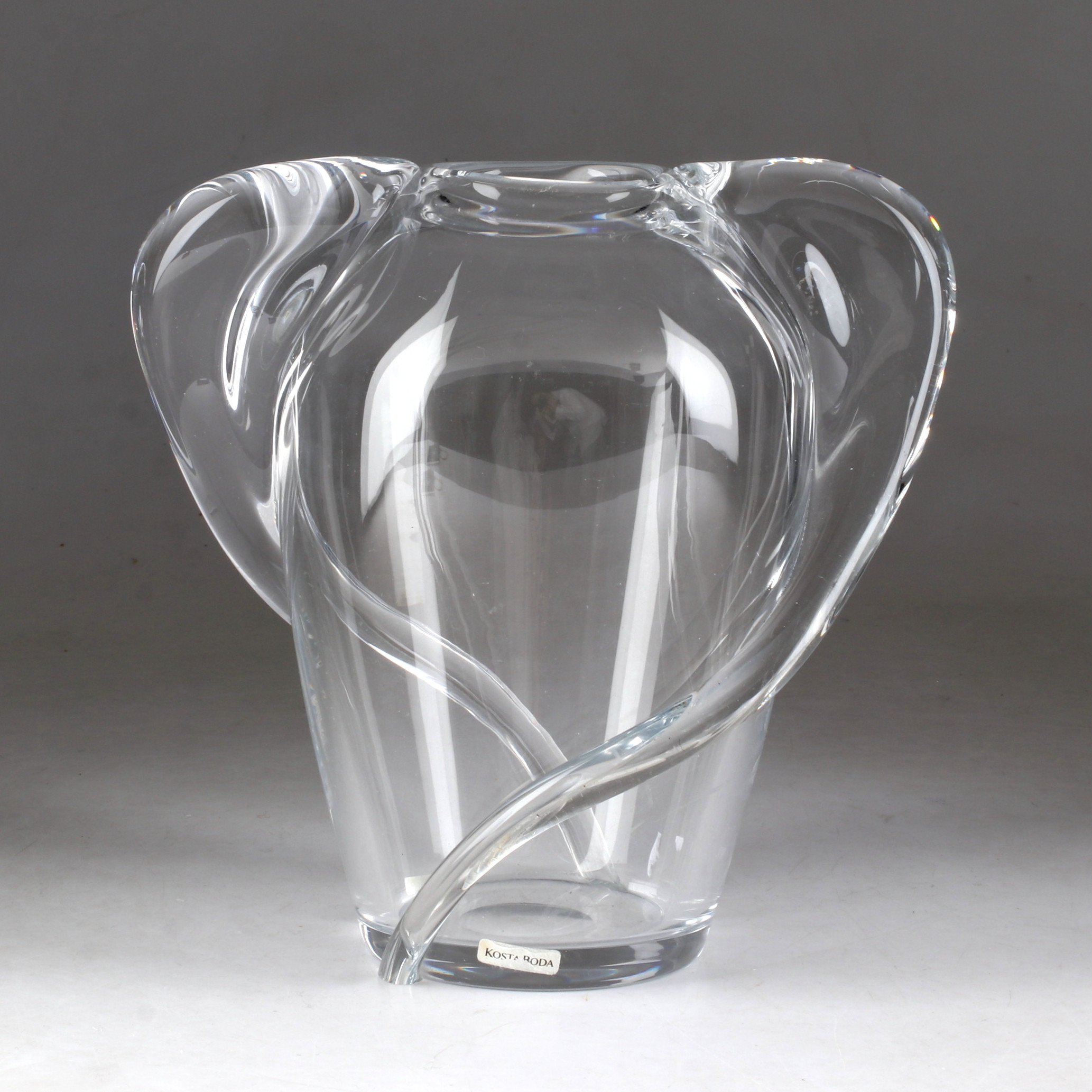 BERTIL VALLIEN. Vas, "Apollo", glas, Kosta Boda.