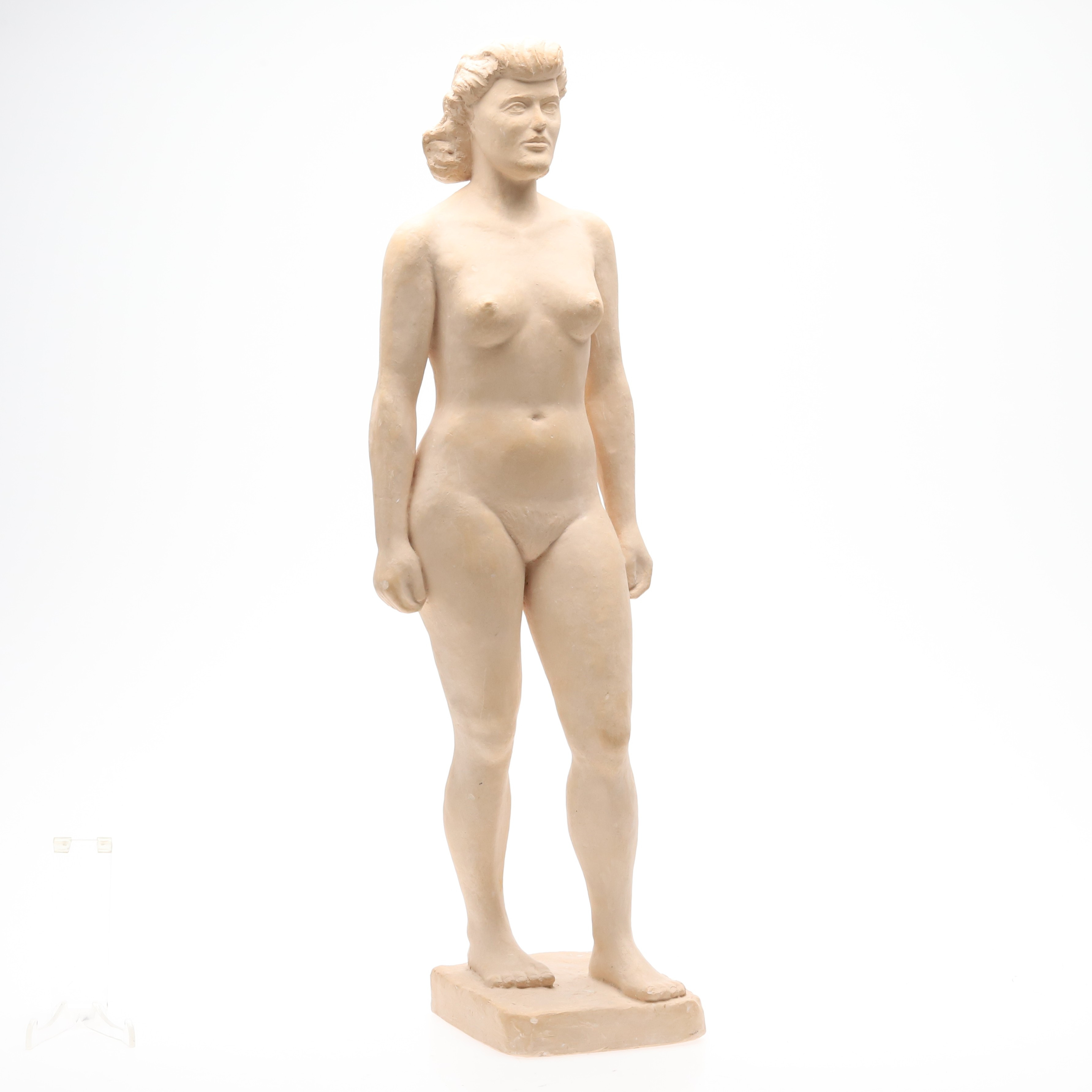 SKULPTUR/STATY "Naken kvinnofigur", gips, 1942, signerad Erik Frisk.