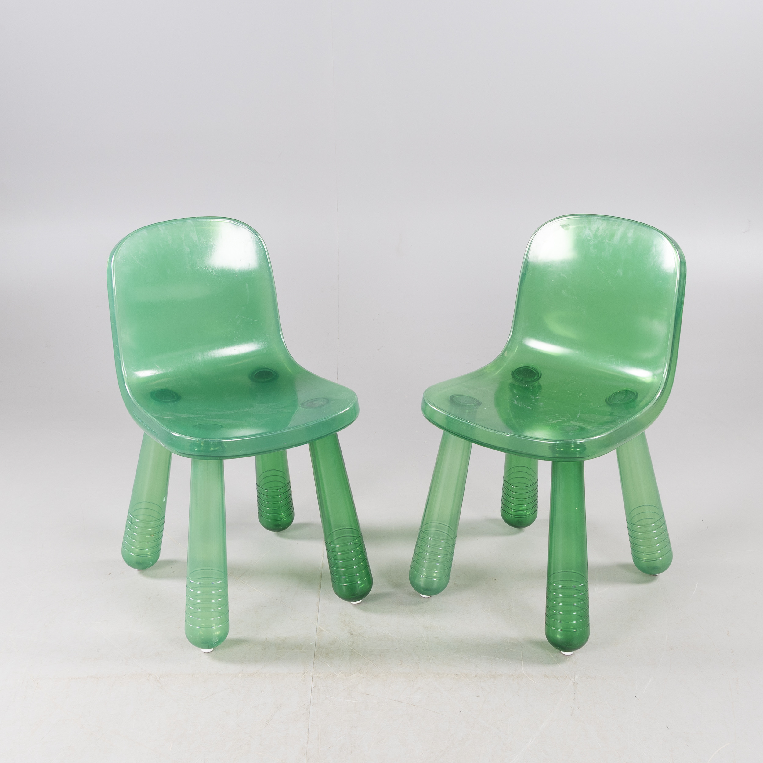 MARCEL WANDERS. Stolar, ett par, "Sparkling chair", Wanders & Magis, Italien / Nederländerna, design 2010, PET (Polyetentereftalat).