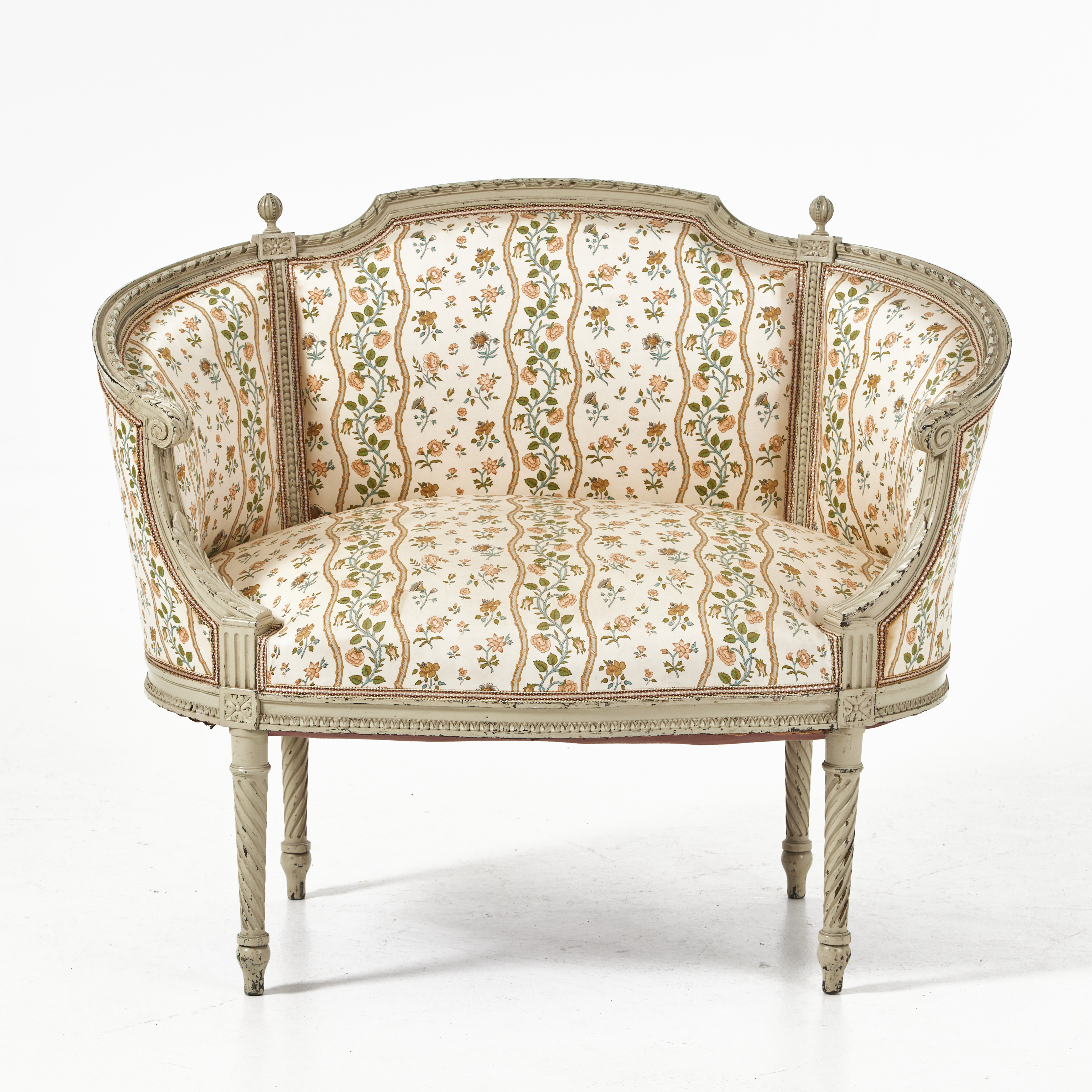 MARQUISE, Louis XVI, 1900-talets första hälft, skuren dekor, gråmålad.