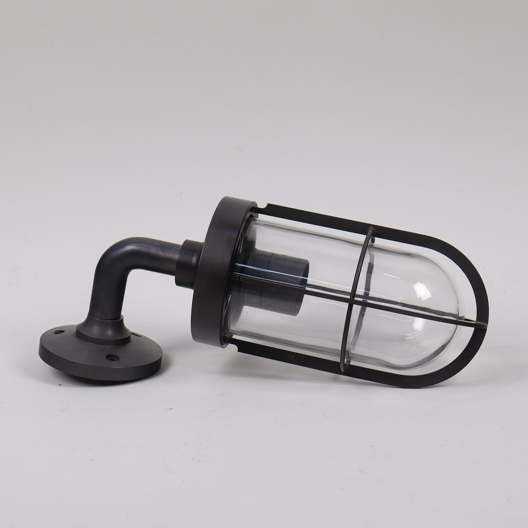 VÄGGLAMPA, "Docklight", Tekna, Holland, nautisk gallermodell.