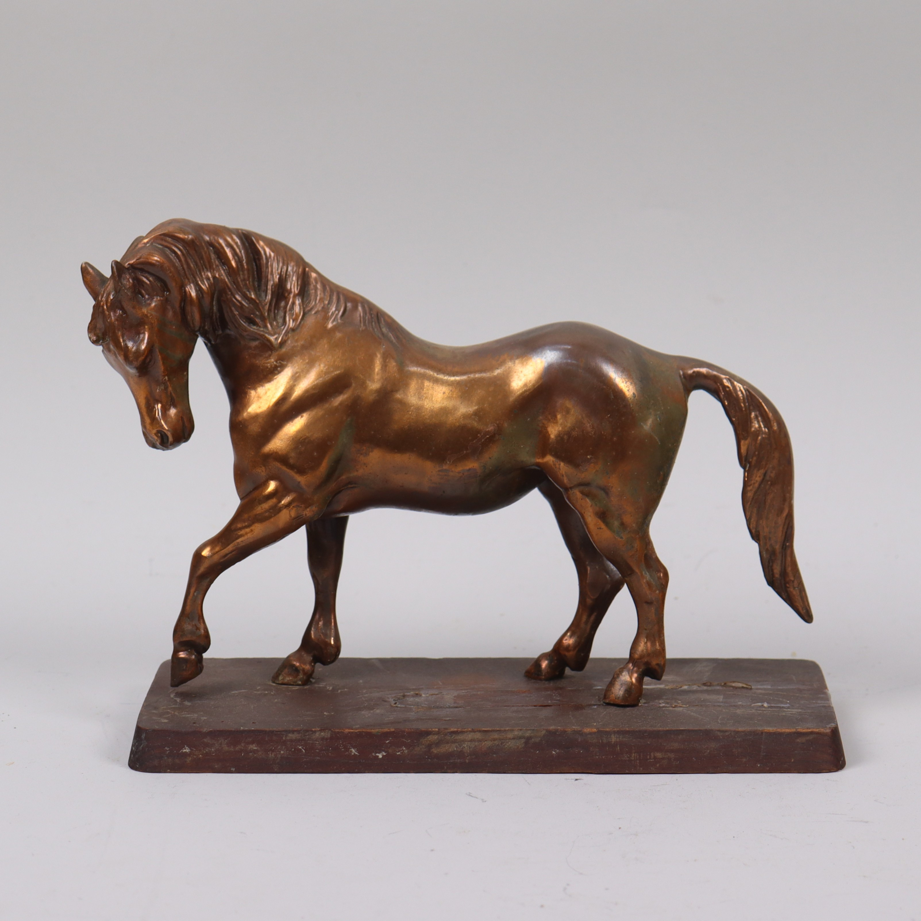 SKULPTUR, häst i patinerad metall, Zero, Danmark.