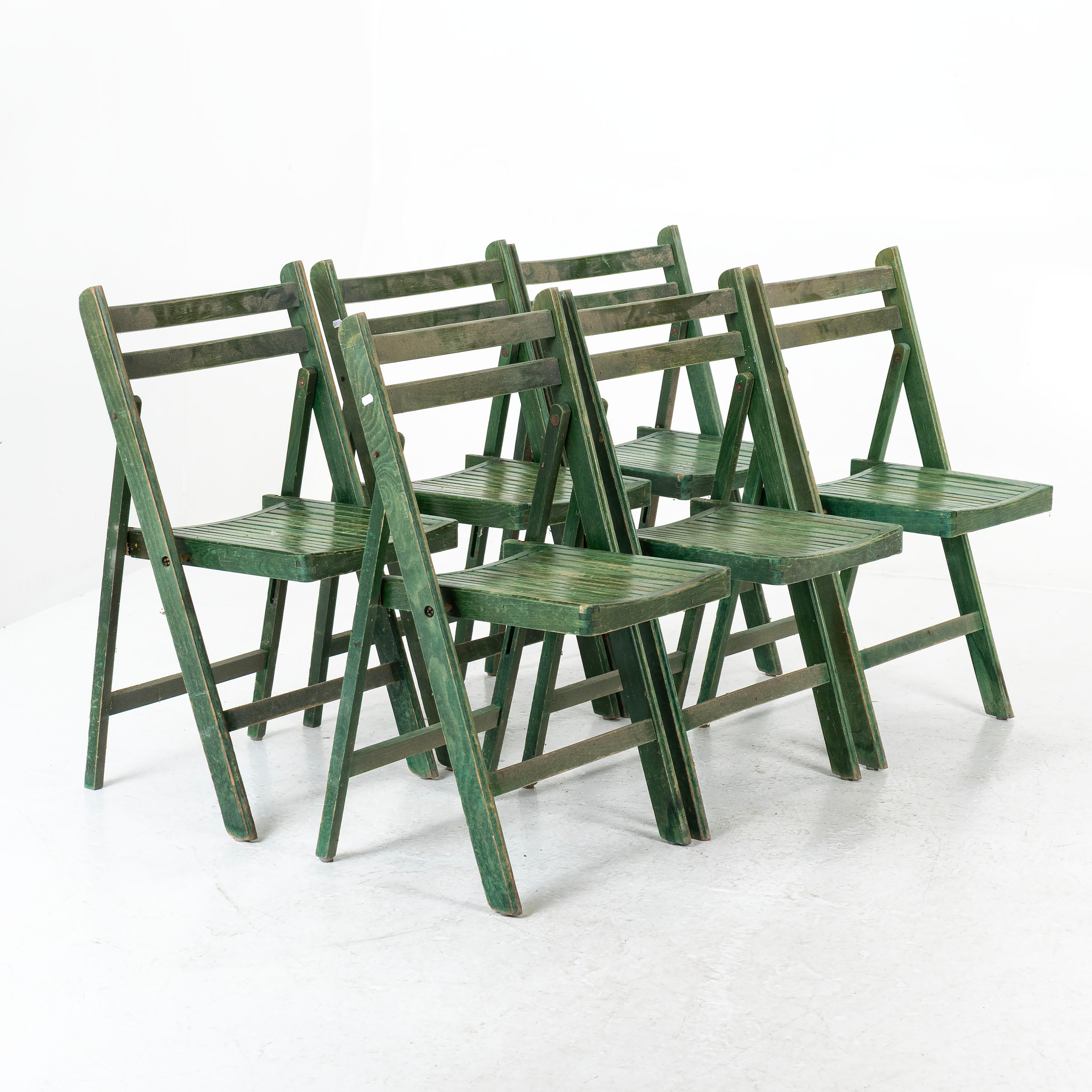 FÄLLSTOLAR, 6-stycken, grönlaserat trä, 1970/80-tal.