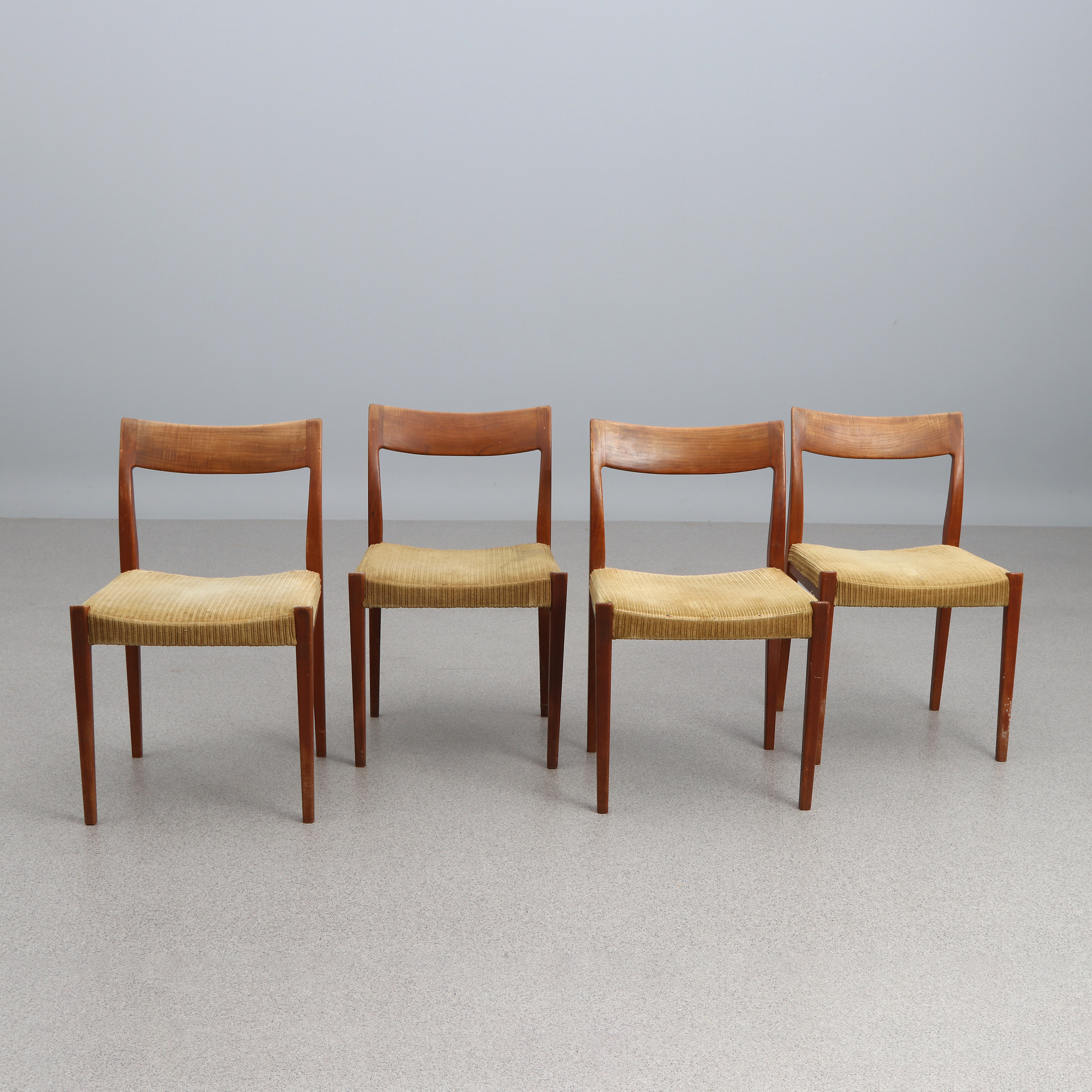 YNGVE EKSTRÖM. STOLAR, FYRA ST. Teak. "Kontiki" Bra Bohag, Troeds, 1960-tal. Märkta undertill.