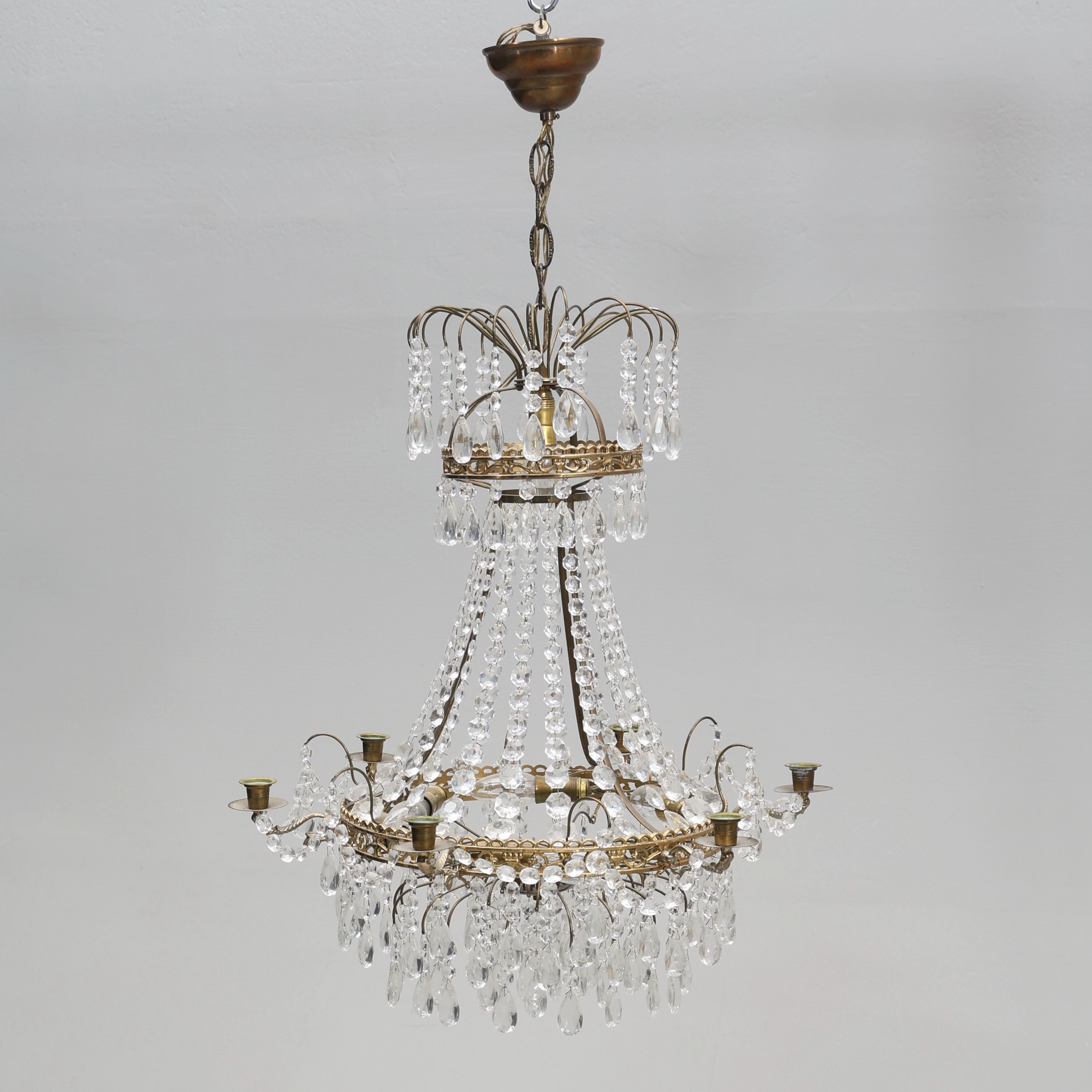 LJUSKRONA. Gustaviansk stil, 1900-tal.