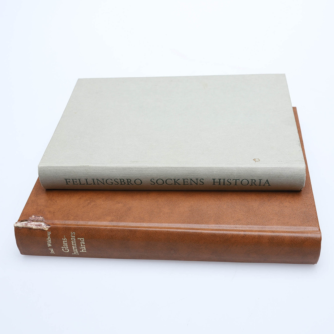 BÖCKER, 2st, ''Glanshammars Härad'', ''Fellingsbro sockens historia''.