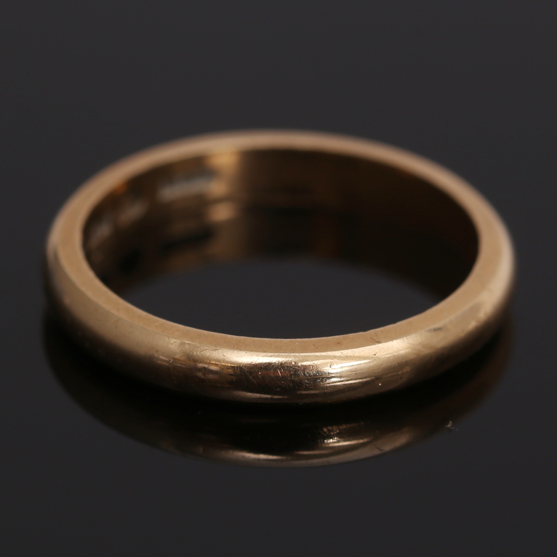 RING, 18 k guld, 5,42 gram.