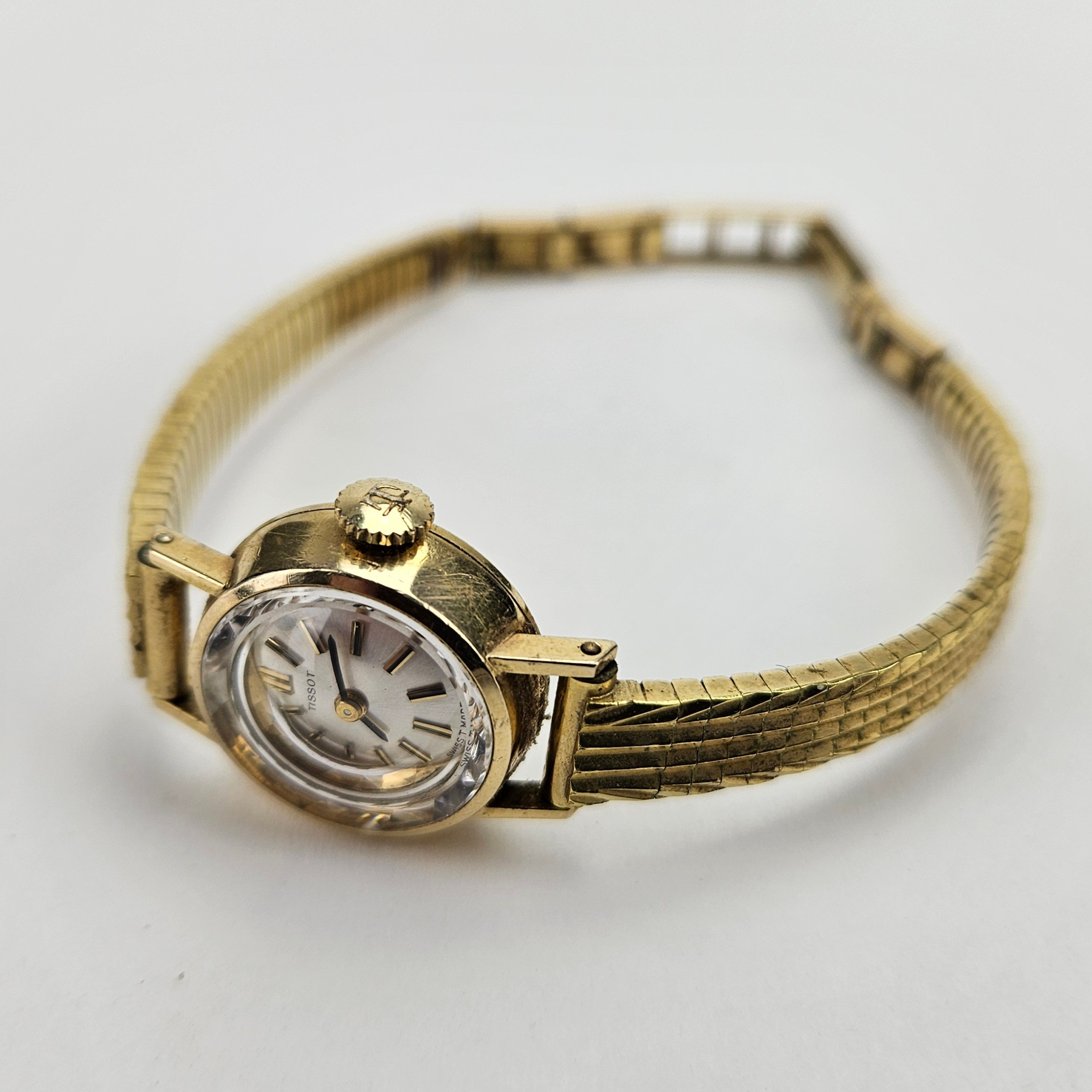 DAMARMBANDSUR, guld, 14K, Tissot med ARMBAND, stål.