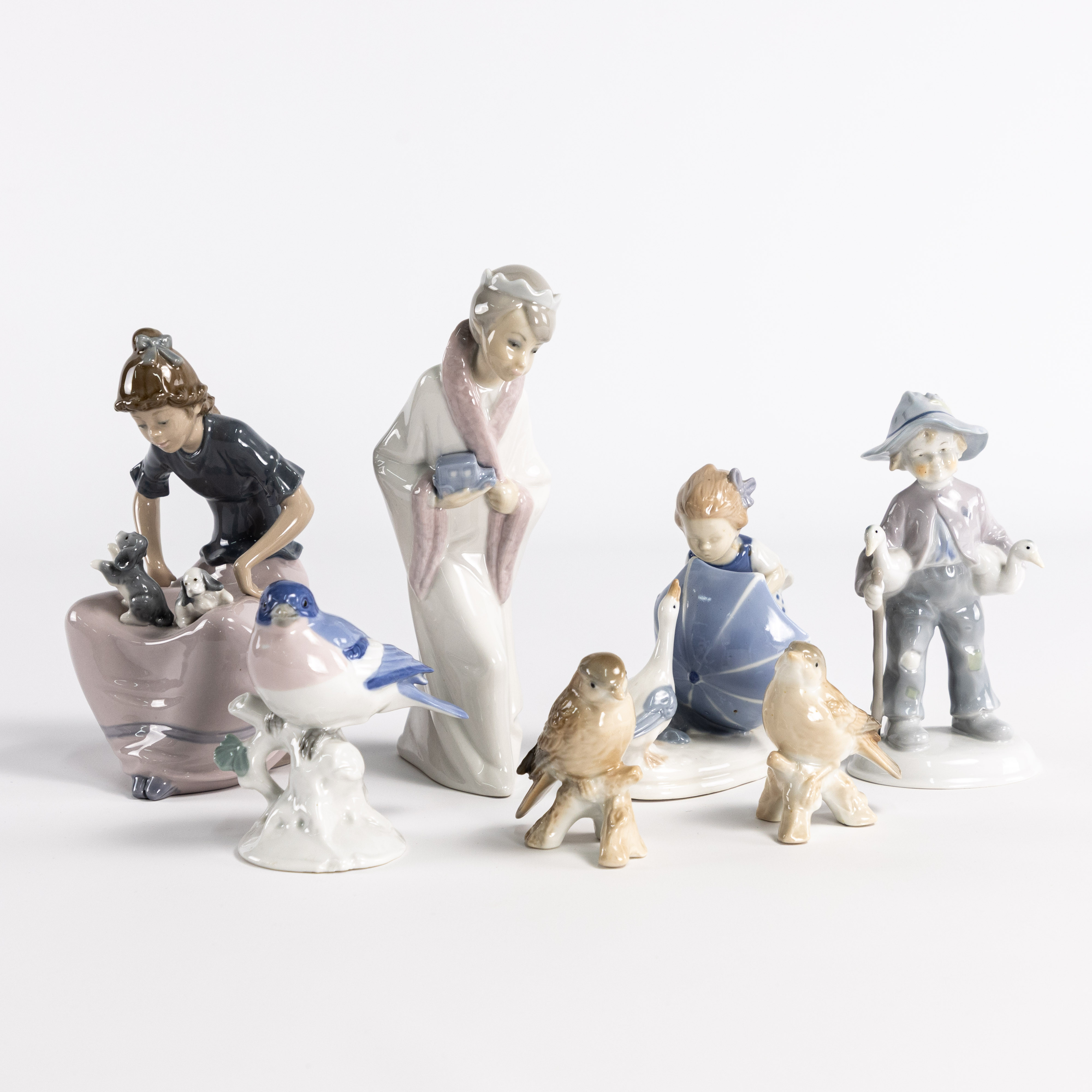 FIGURINER, 7 st, porslin, bl a Lladro.