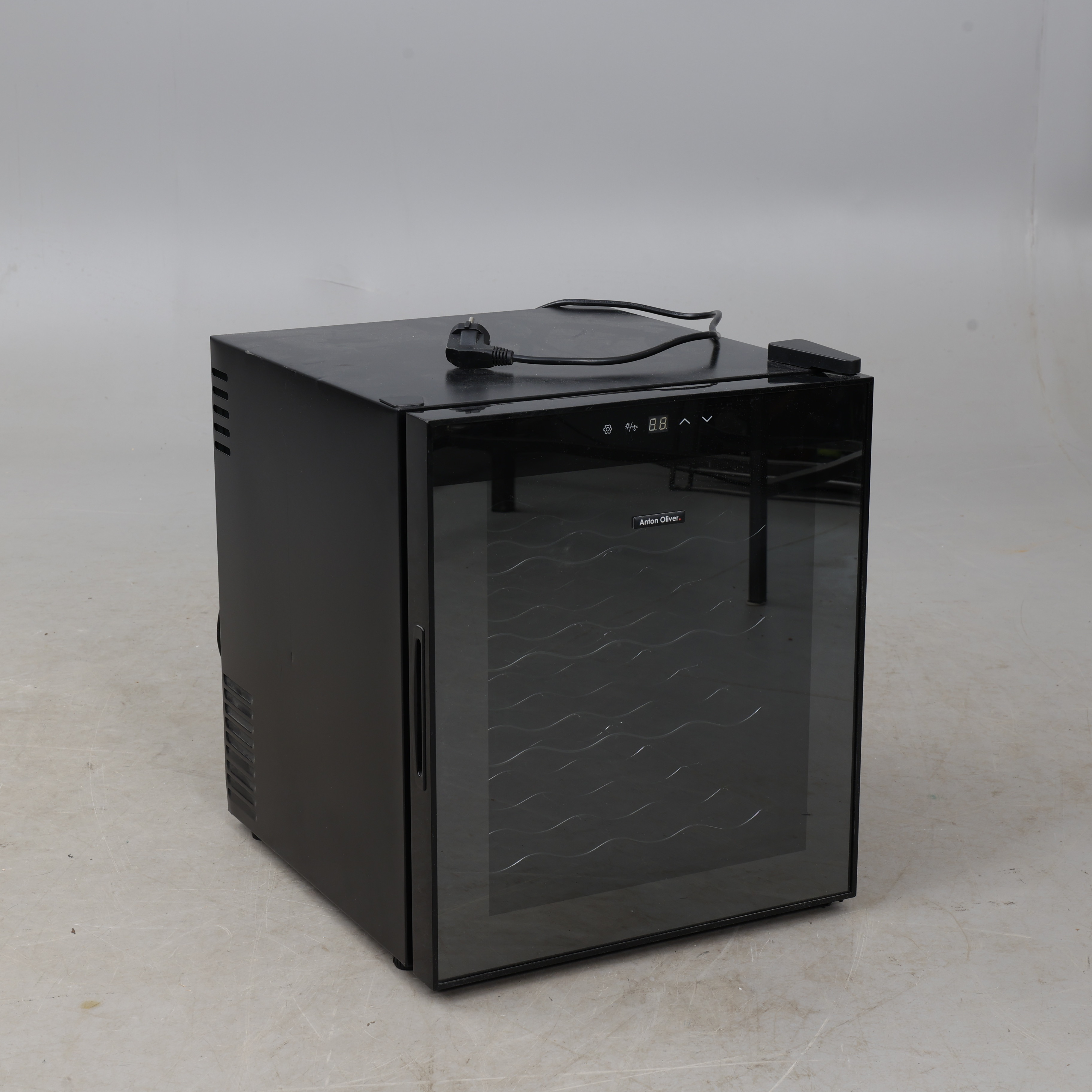 VINKYL, 40 liter, Anton Oliver.