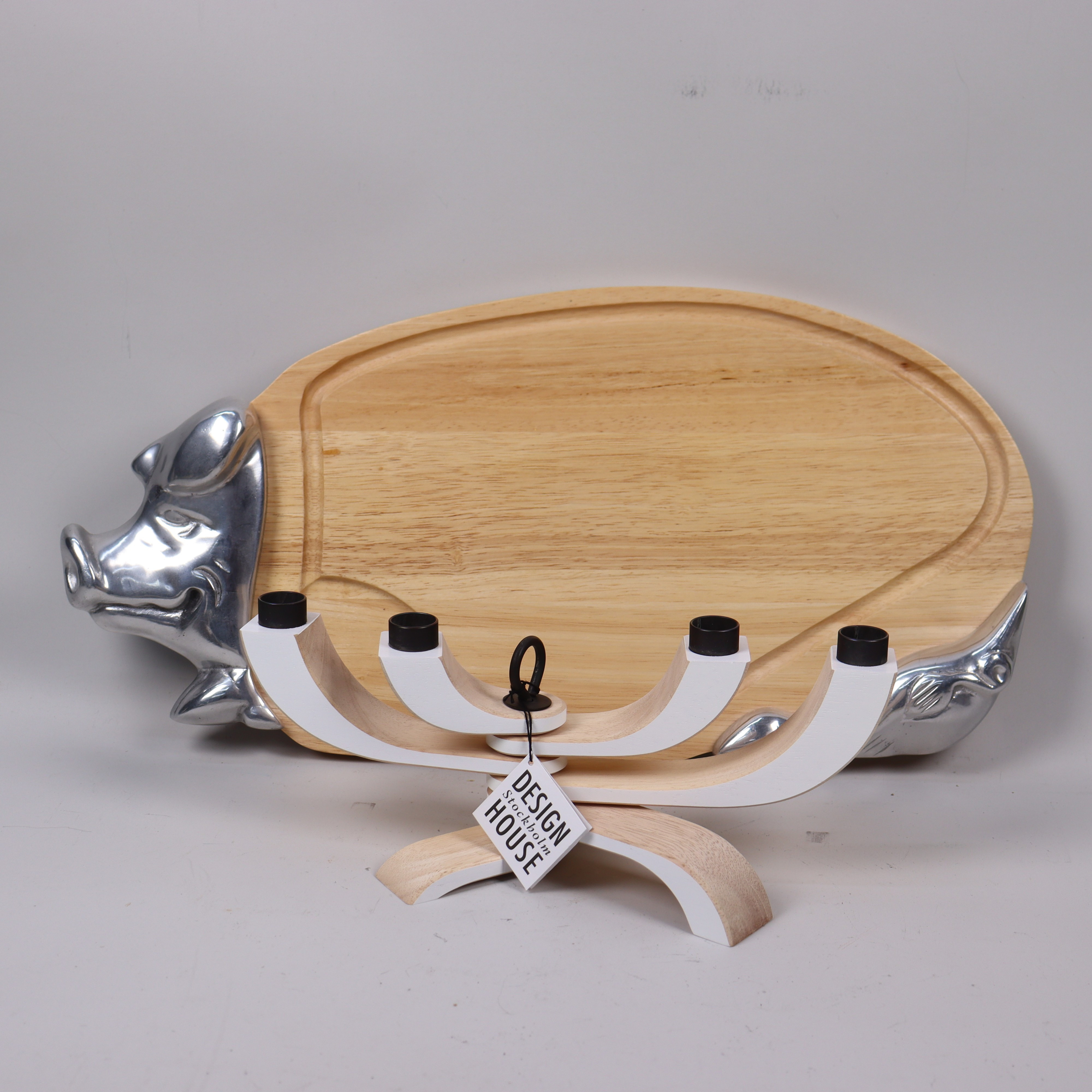 JONAS GRUNDELL. Design House Stockholm, "Nordic Light", ljusstake i trä samt annan skinkskärbräda.