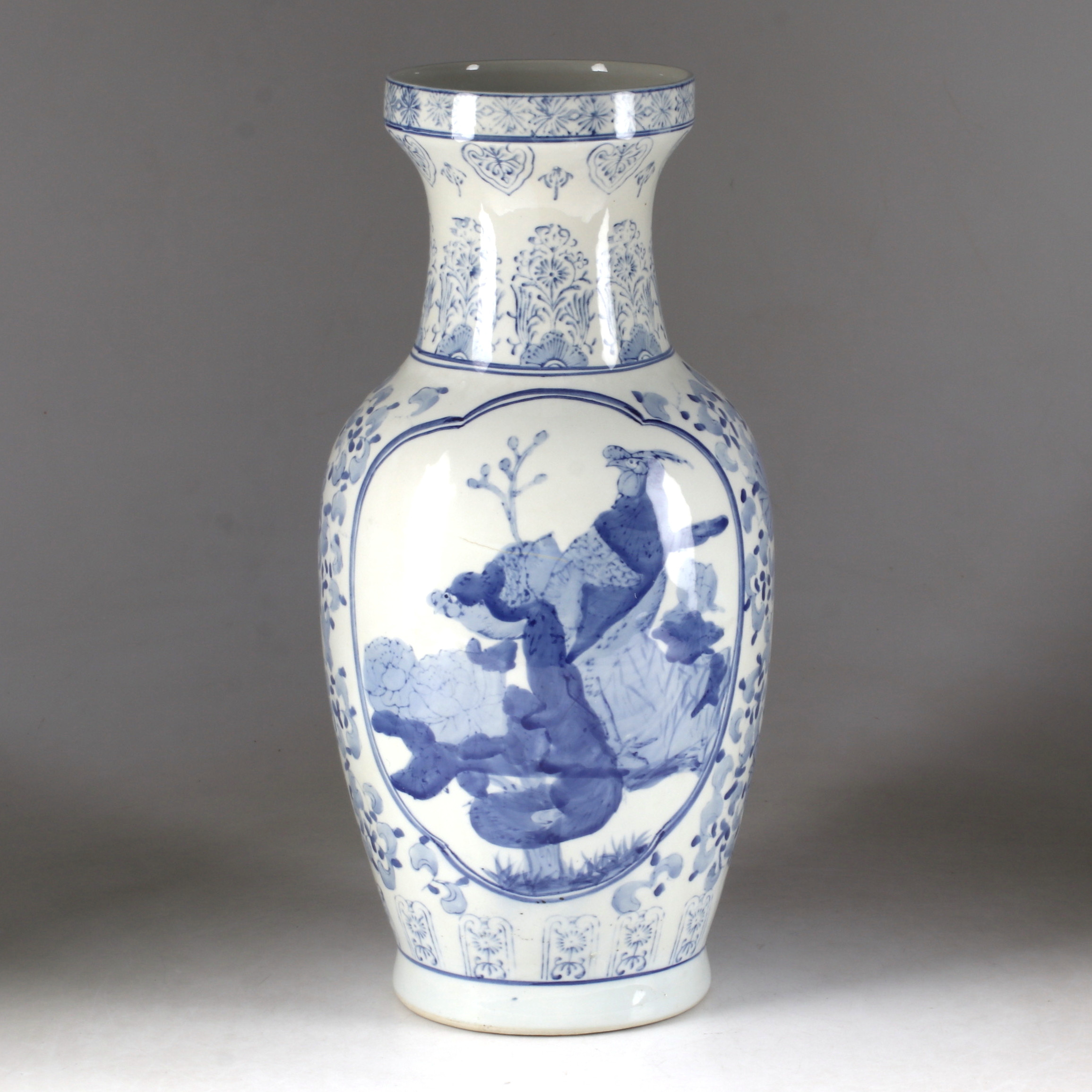 GOLVVAS, porslin, Kina, 1900-talets slut.