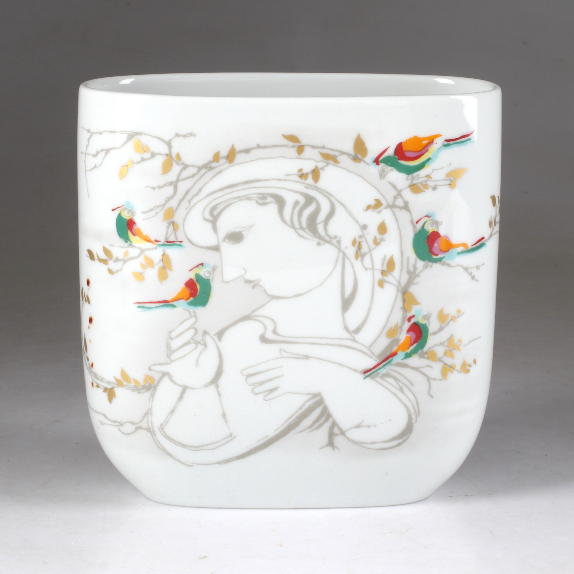 BJÖRN WIINBLAD. Vas, porslin, Rosenthal, Tyskland.