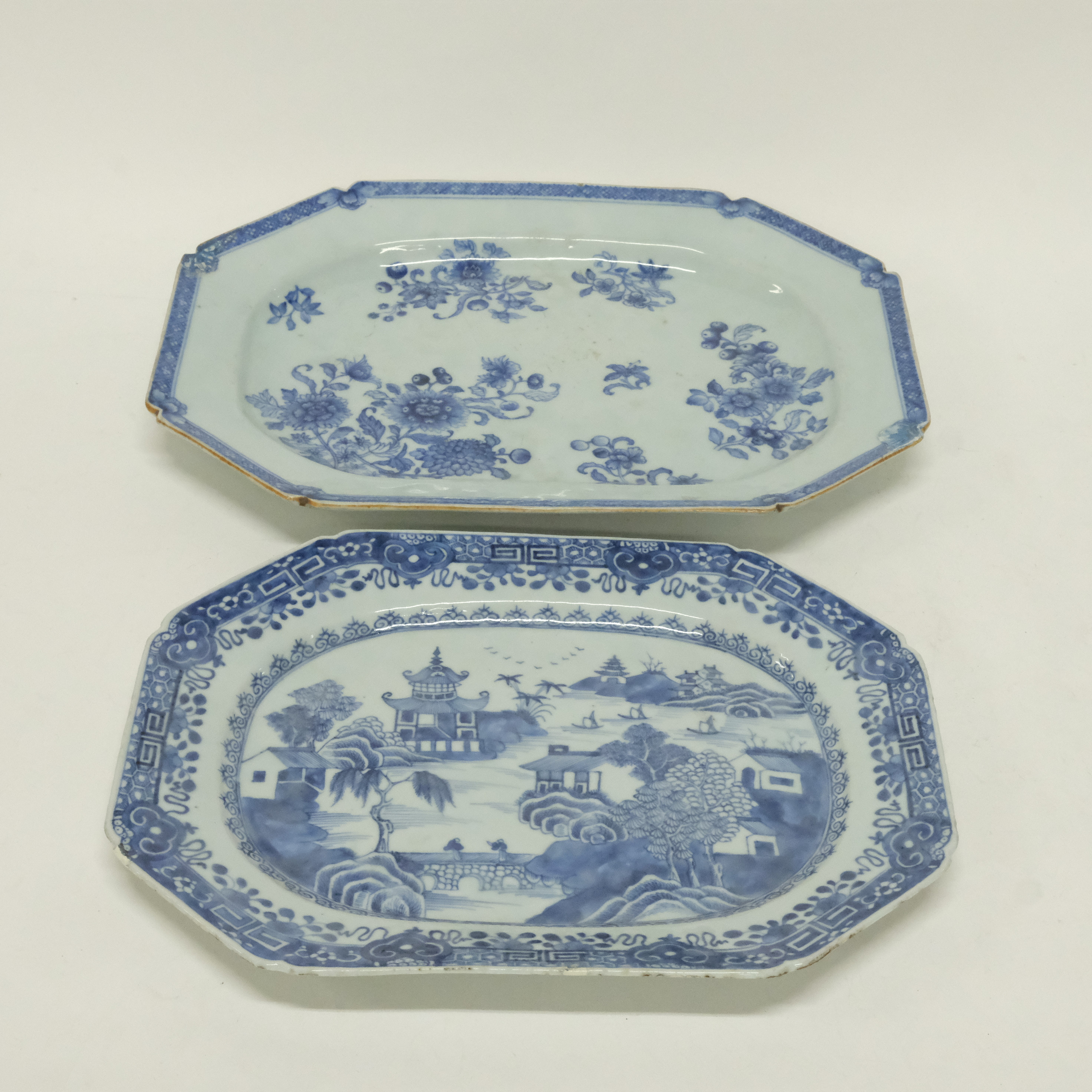 STEKFAT, TVÅ STYCKEN, KINA, 1700-TALETS ANDRA HÄLFT.