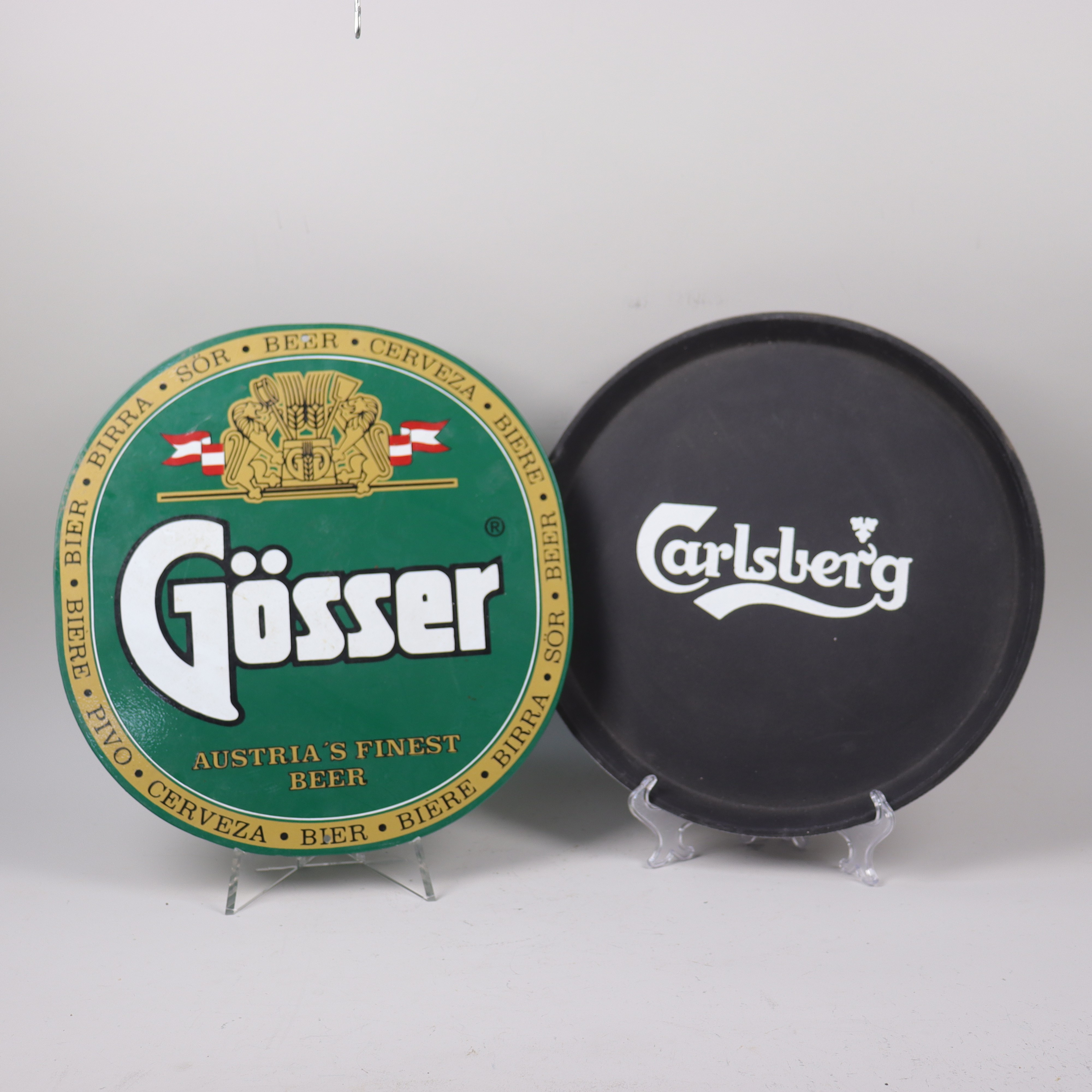 ÖLREKLAM, Gösser, litograferad ensidig plåtskylt, Carlsberg serveringsbricka.