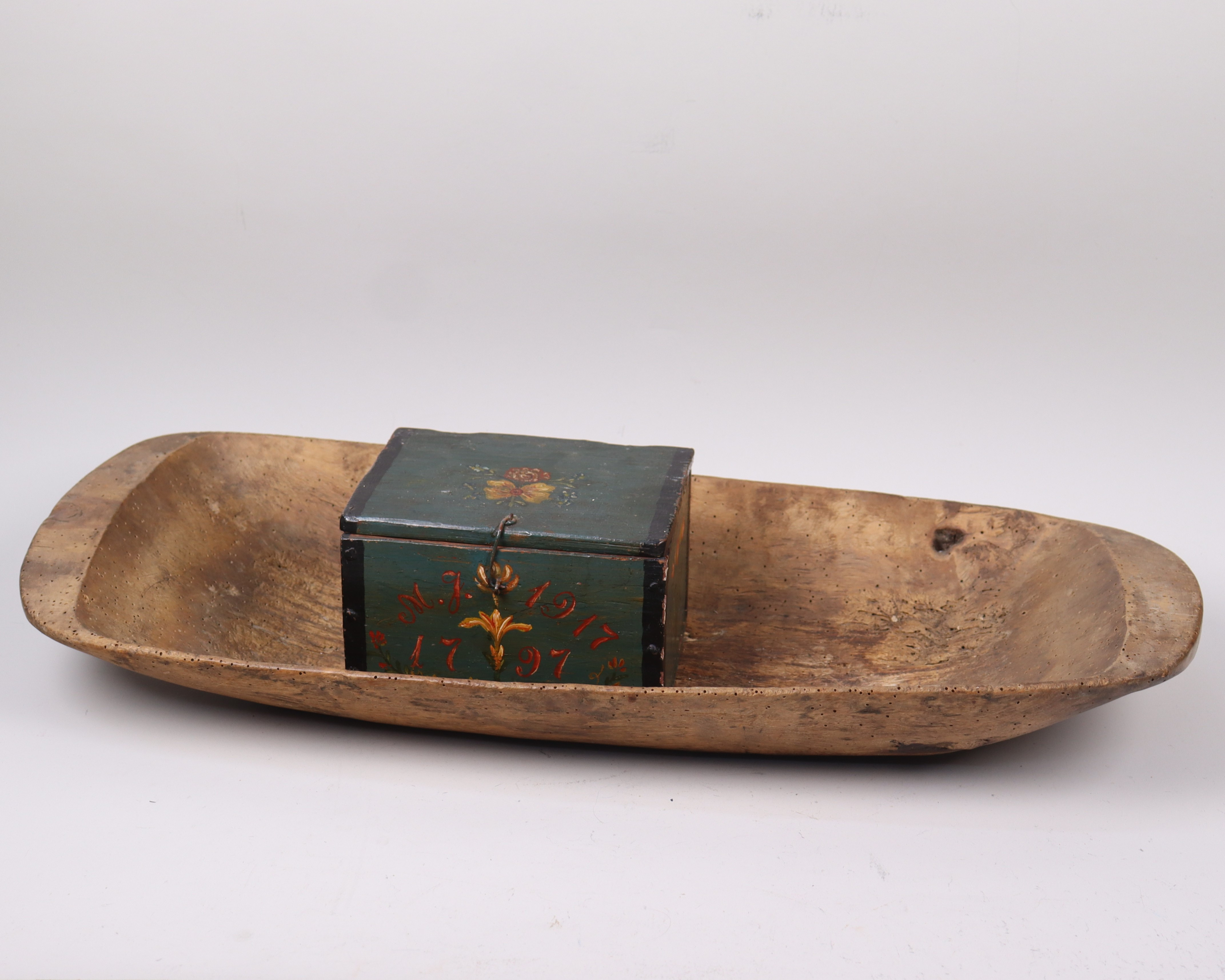 ALLMOGE, tråg och skrin, 1800/1900-tal.