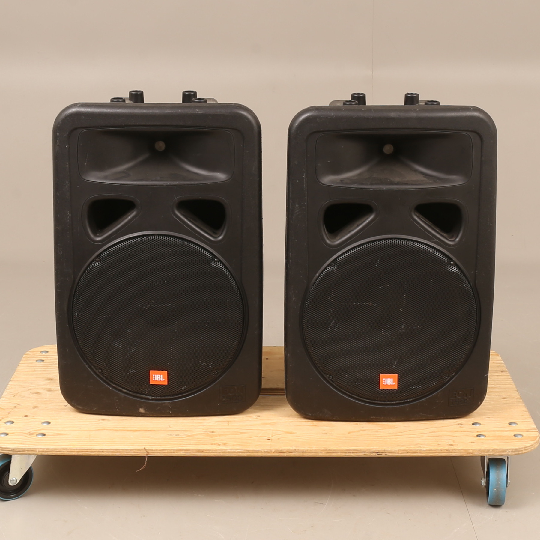 HÖGTALARE, ett par, JBL EON 1500.