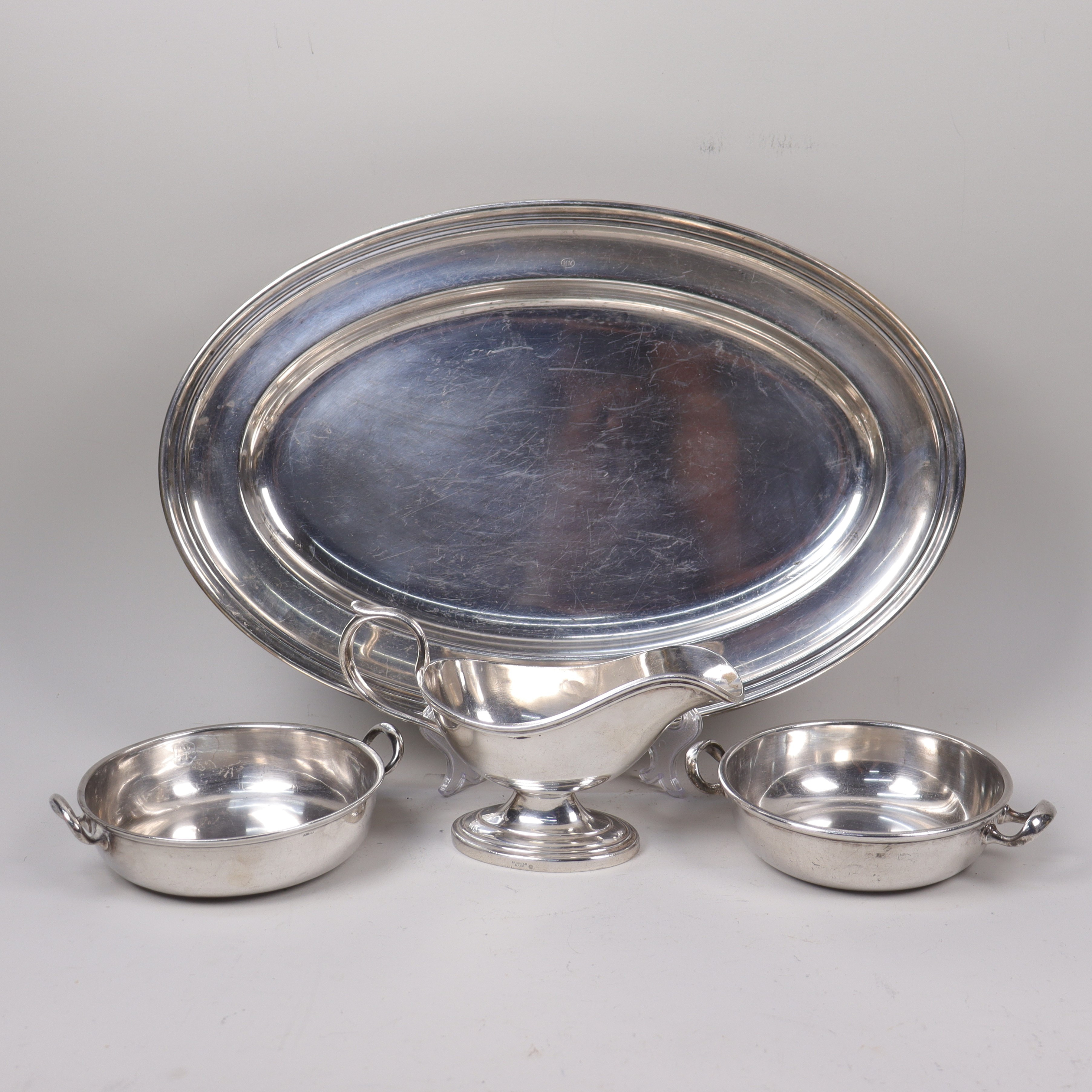 NYSILVER, bricka, såssnipa samt serveringsskålar, 4 delar.
