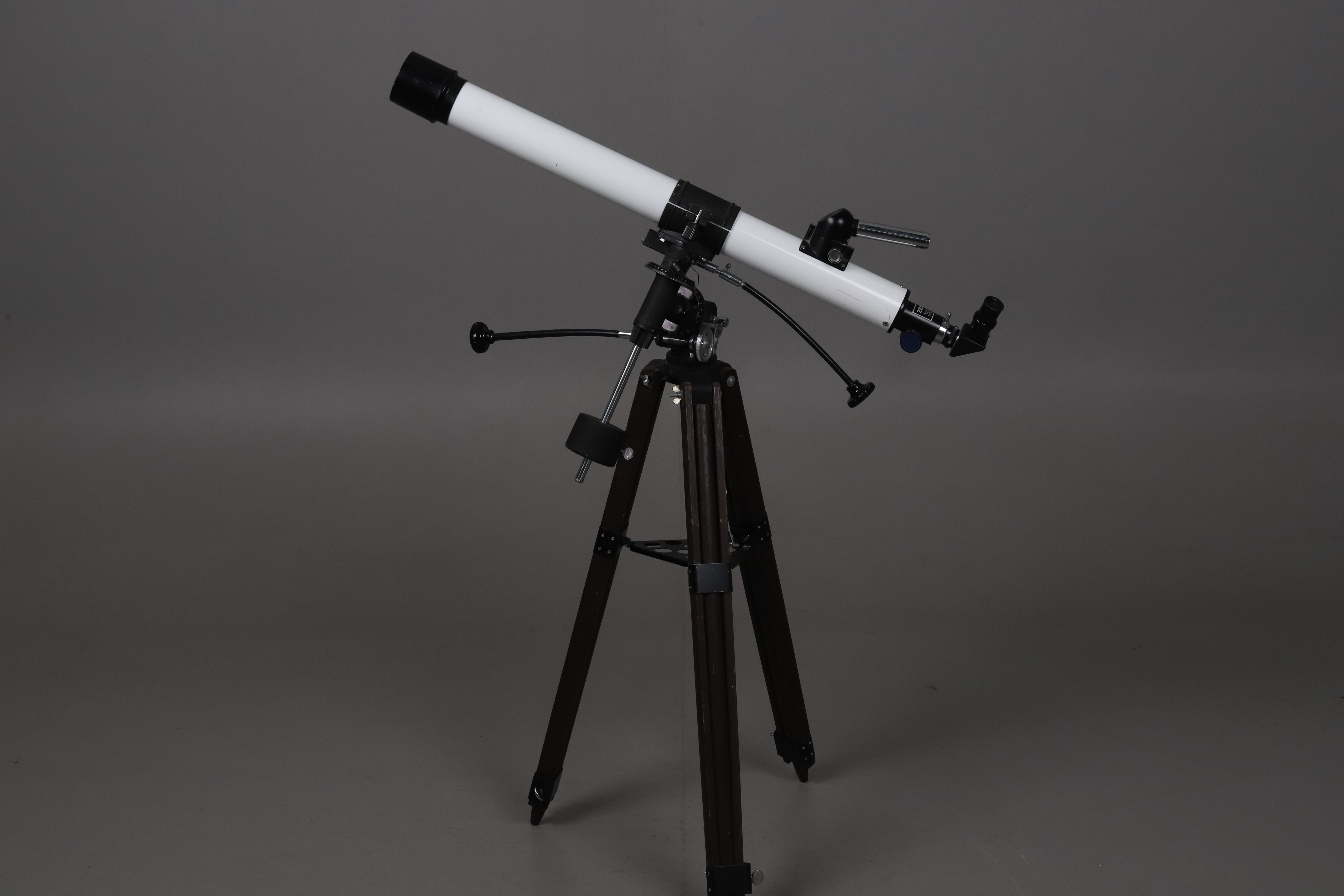 TELESKOP. ZENITH ASTRONOMICAL D=60 MM F= 900 MM, JAPAN.