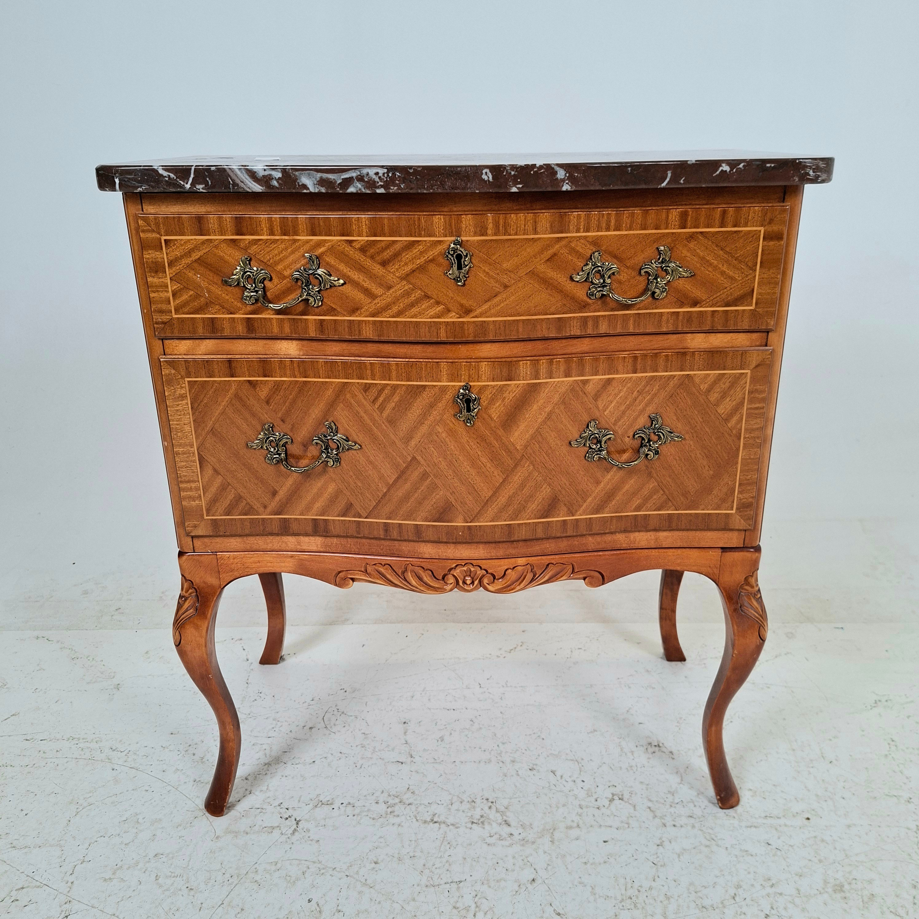 BYRÅ, rokokostil, 1900-tal.