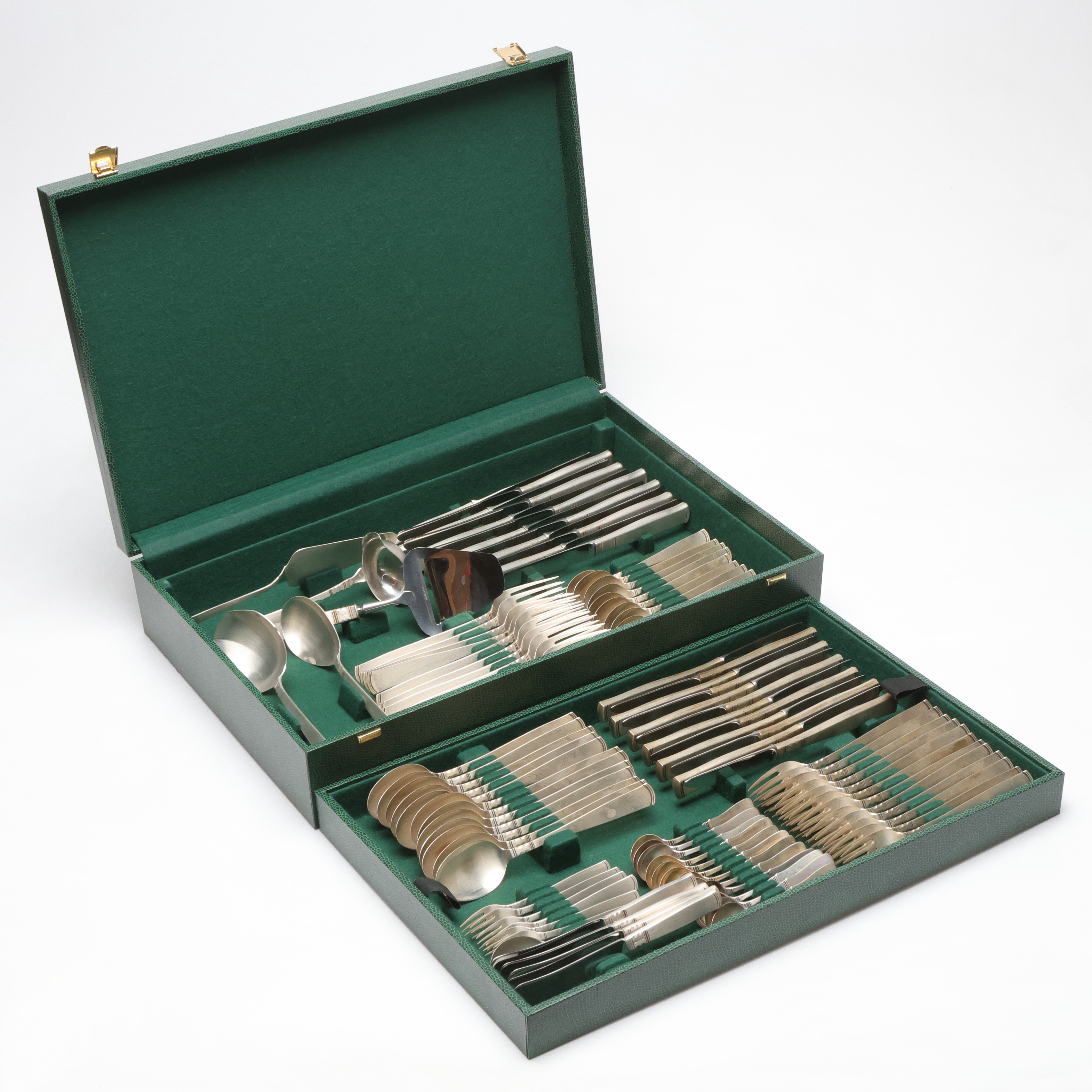 SILVERPARTI, Bestick, cirka 100 delar, Silver, vikt cirka 4501,6 gram.