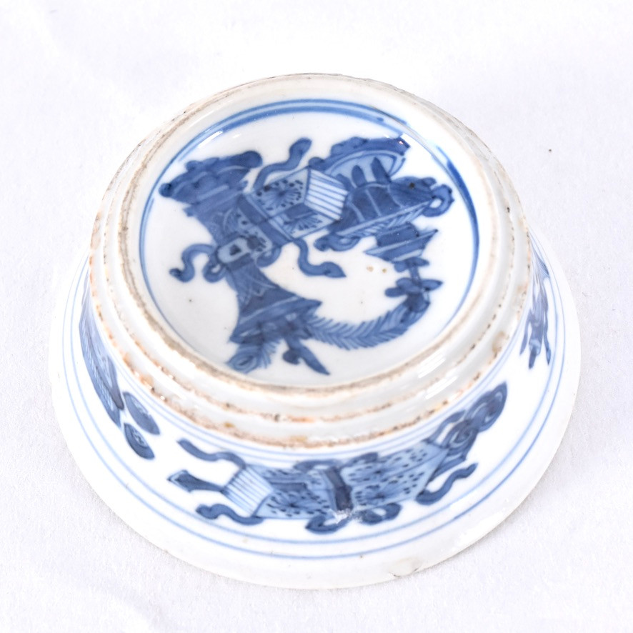 SALTKAR, porslin, Kina Kangxi (1662-1722).