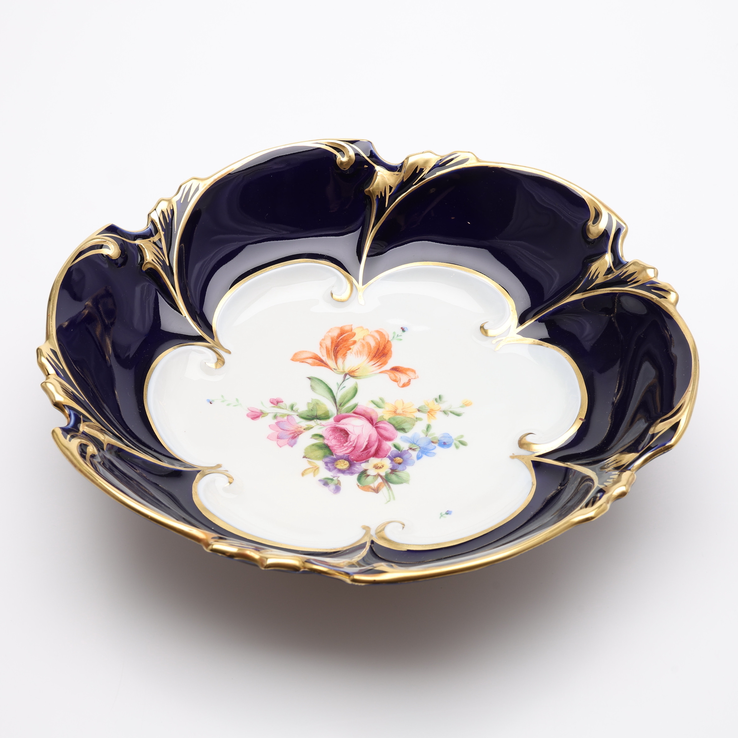 SKÅLFAT, PORSLIN, ILMENAU, TYSKLAND.