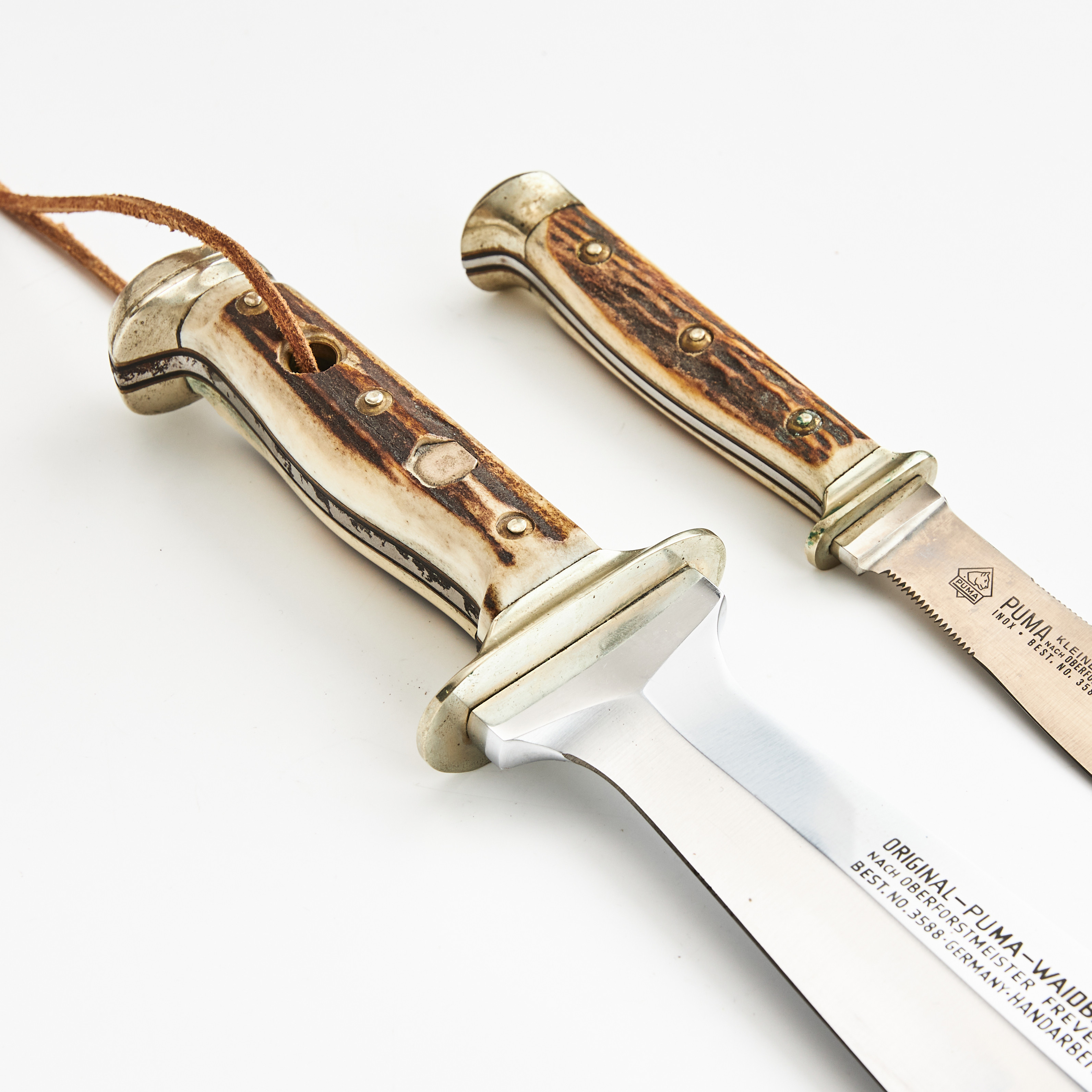 PUMA, jaktkniv, "Waidblatt", med tillhörande mindre kniv "Kleiner Jagdnicker".