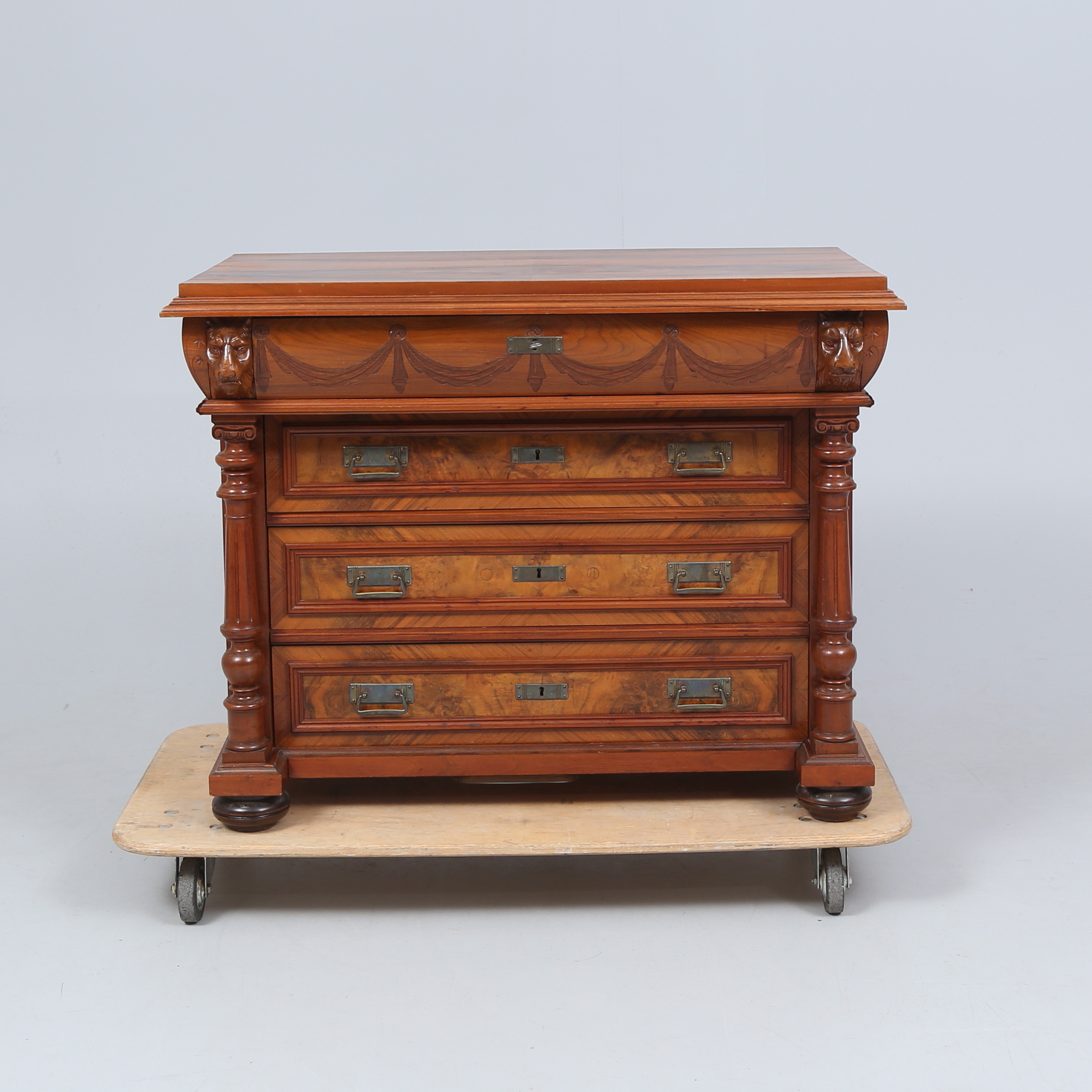 BYRÅ, Nyrenässans/Jugend, omkring år 1900.