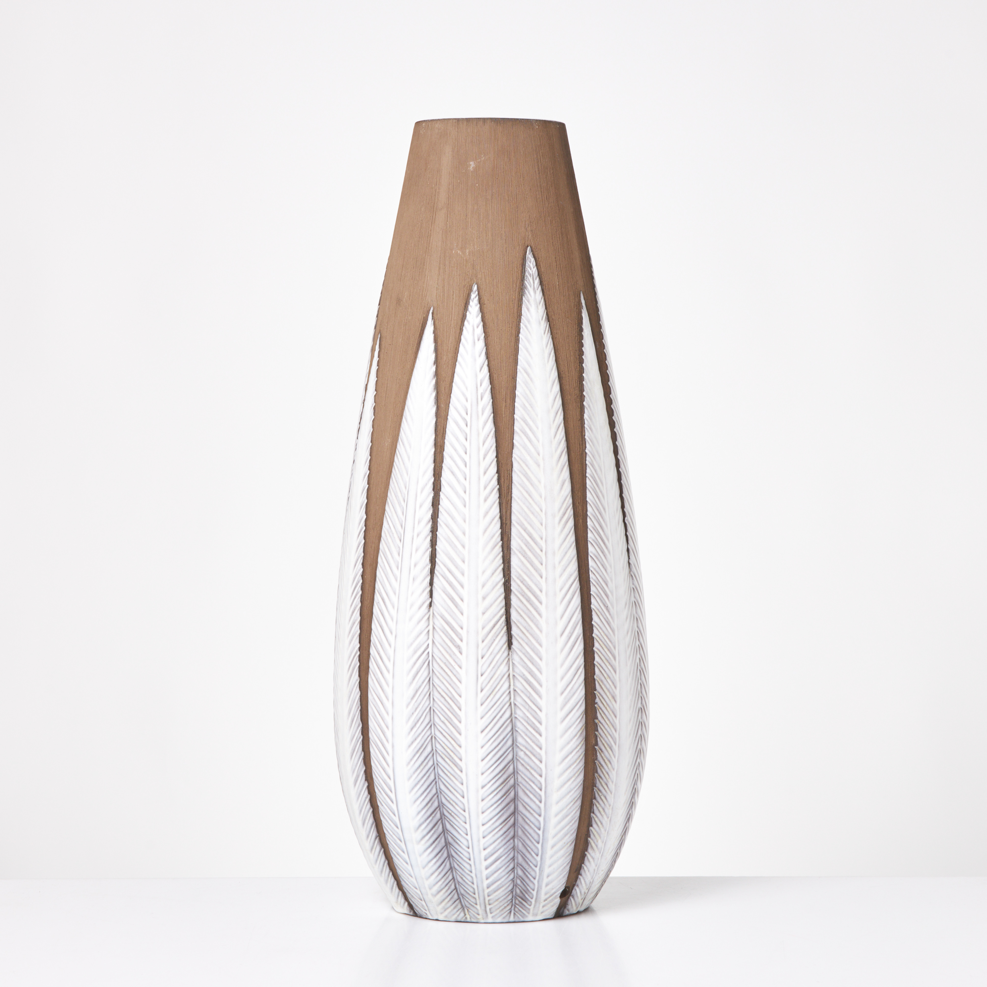 ANNA-LISA THOMSON. VAS, ur serien "Paprika", Upsala Ekeby.