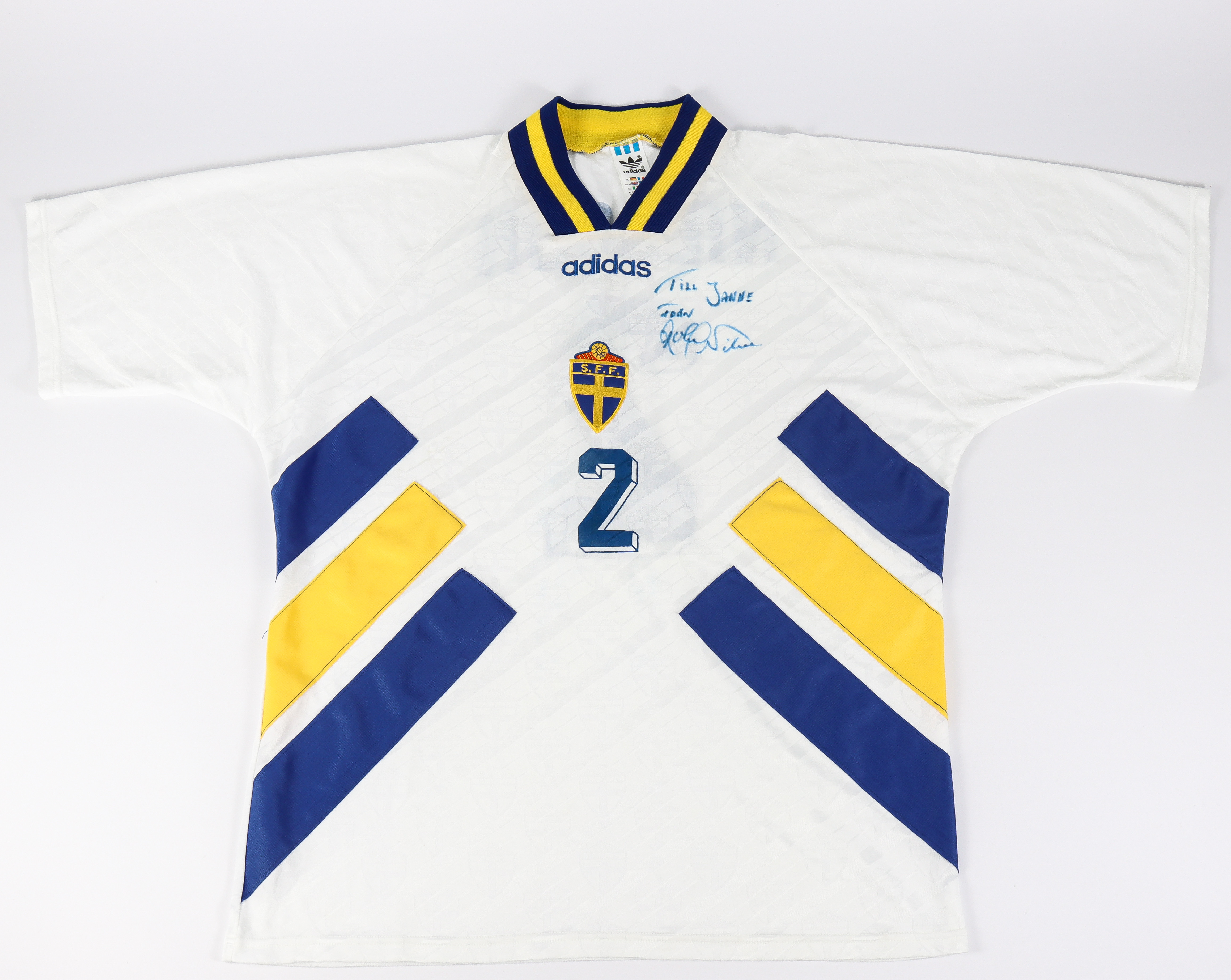 ROLAND NILSSON Matchtröja Svenska landslaget 1994, signerad.