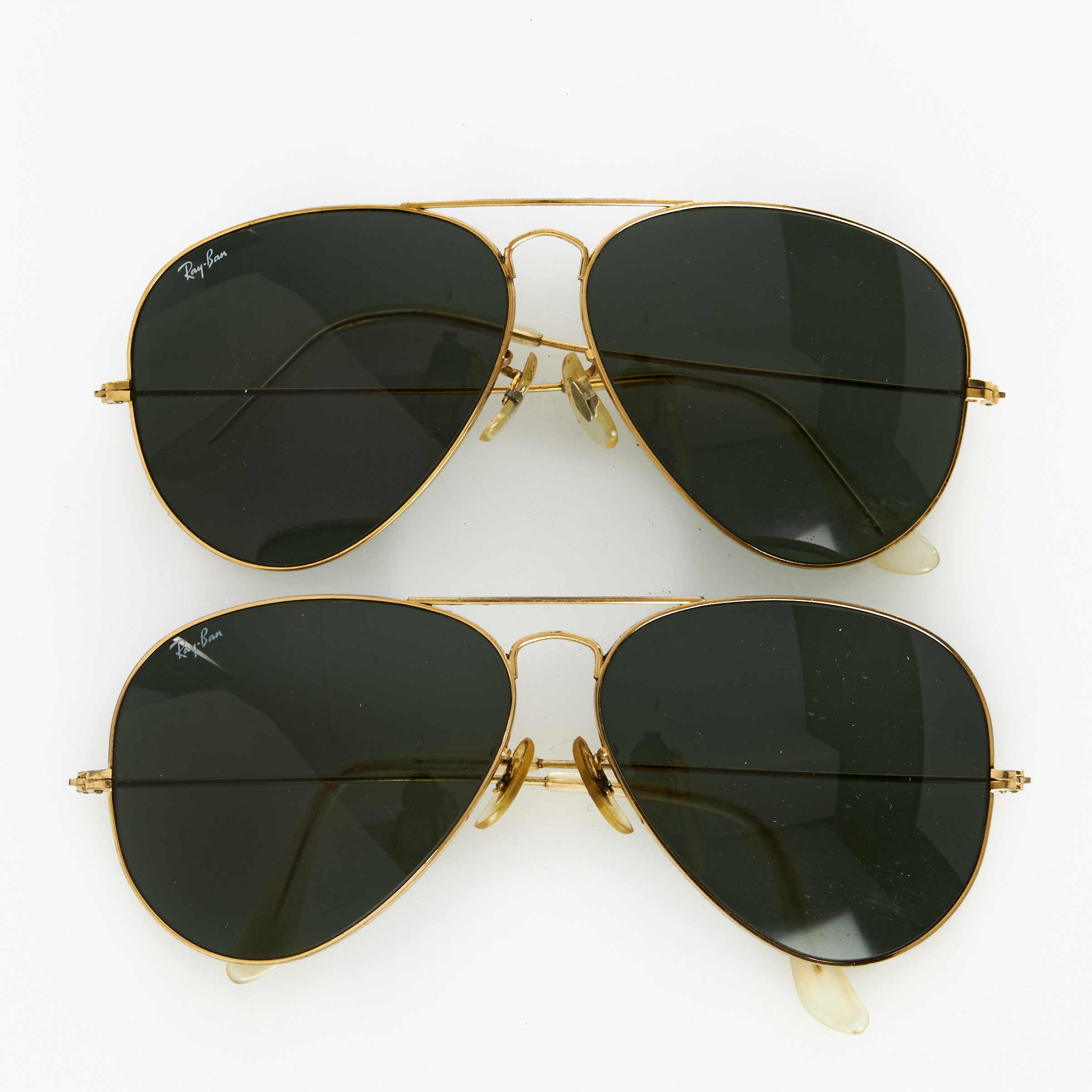 RAY-BAN. Solglasögon, 2 par "Aviator".