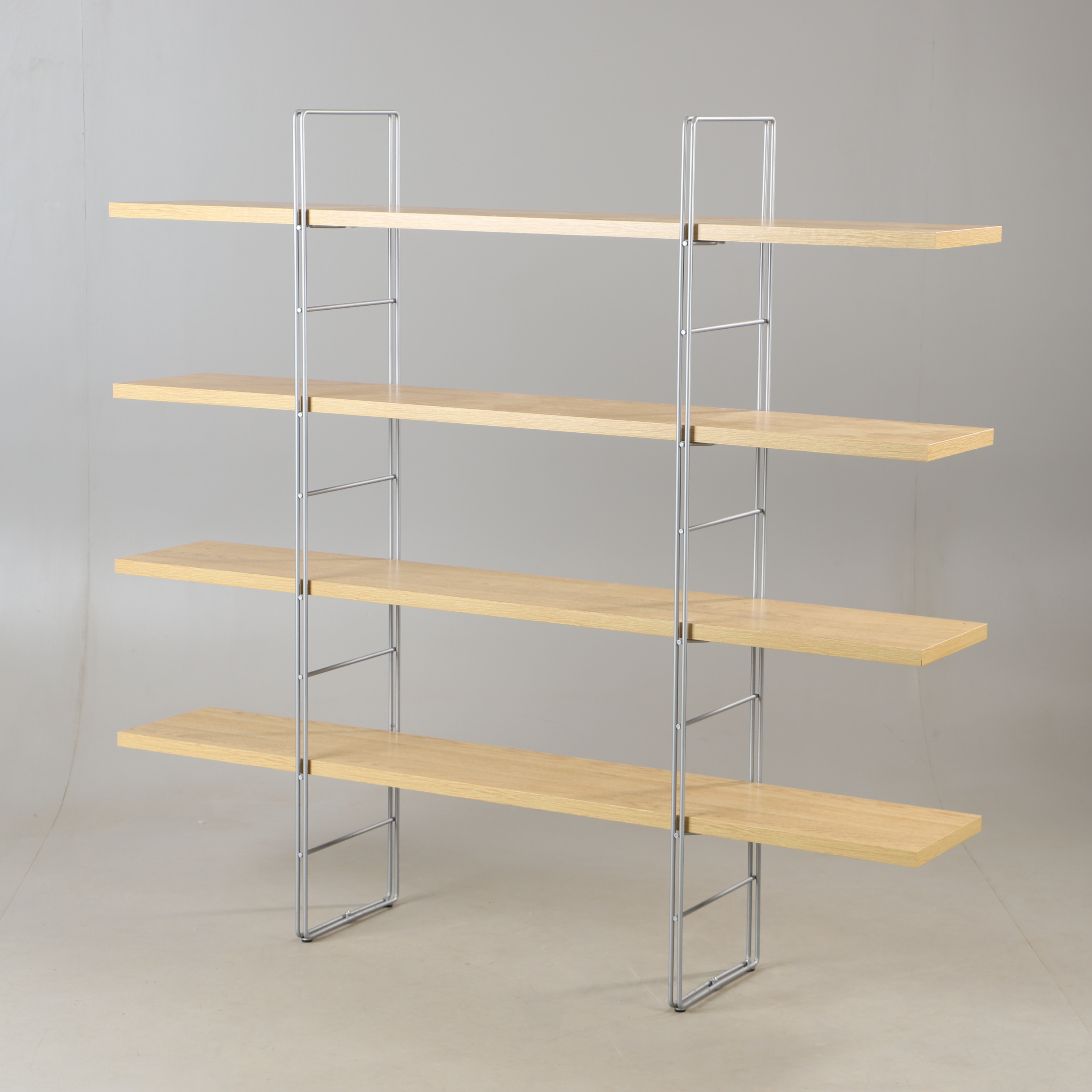 NIELS GAMMELGAARD. Bokhylla, "Enetri", IKEA.