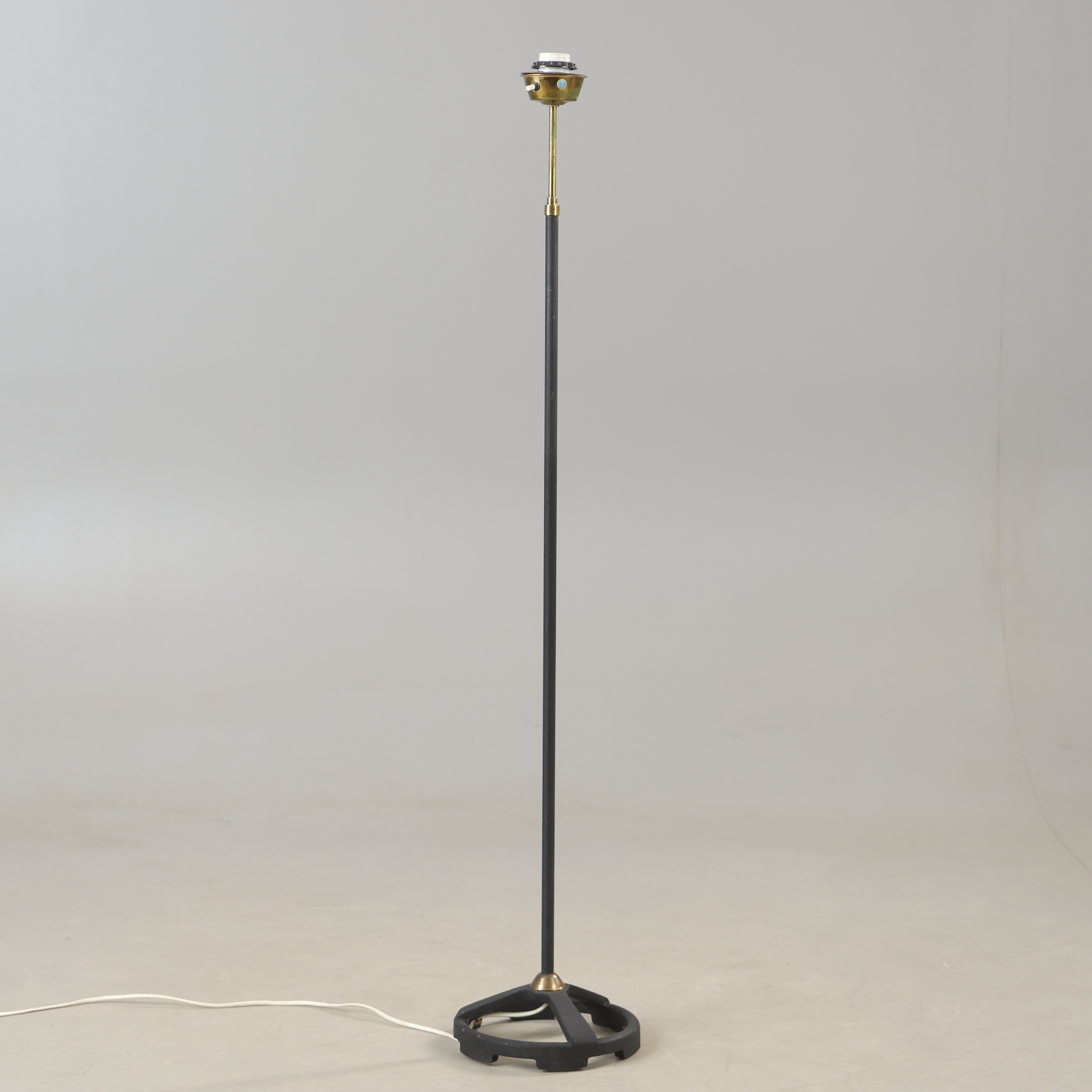 ERIC WERNÅ. Golvlampa, metall, EWÅ, 1900-talets mitt.