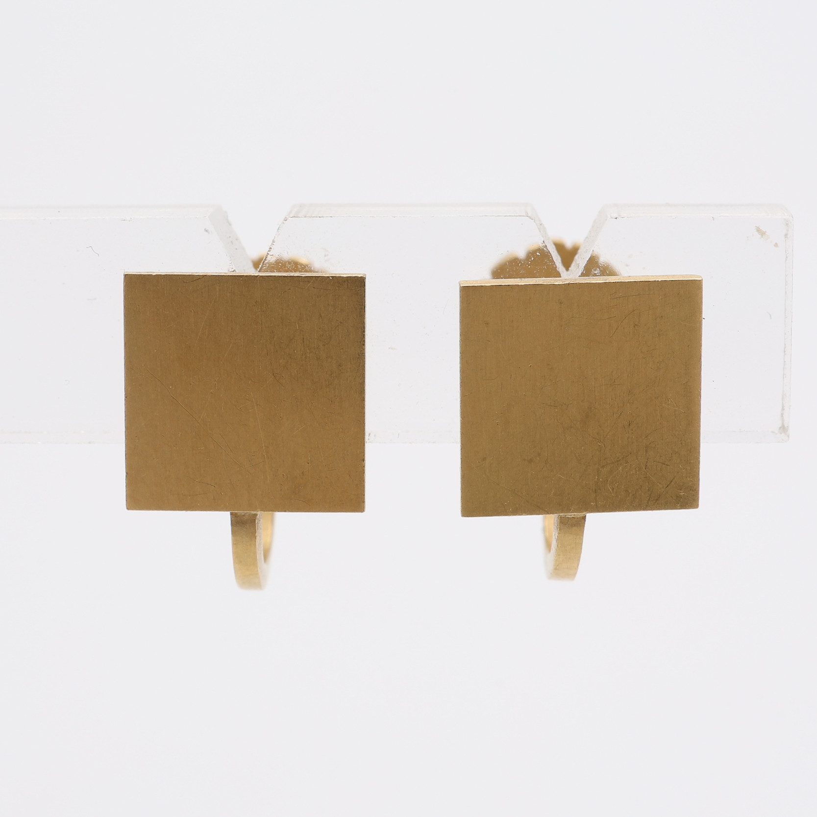 WIWEN NILSSON. ÖRHÄNGEN, 18K GULD, 5,9 g.