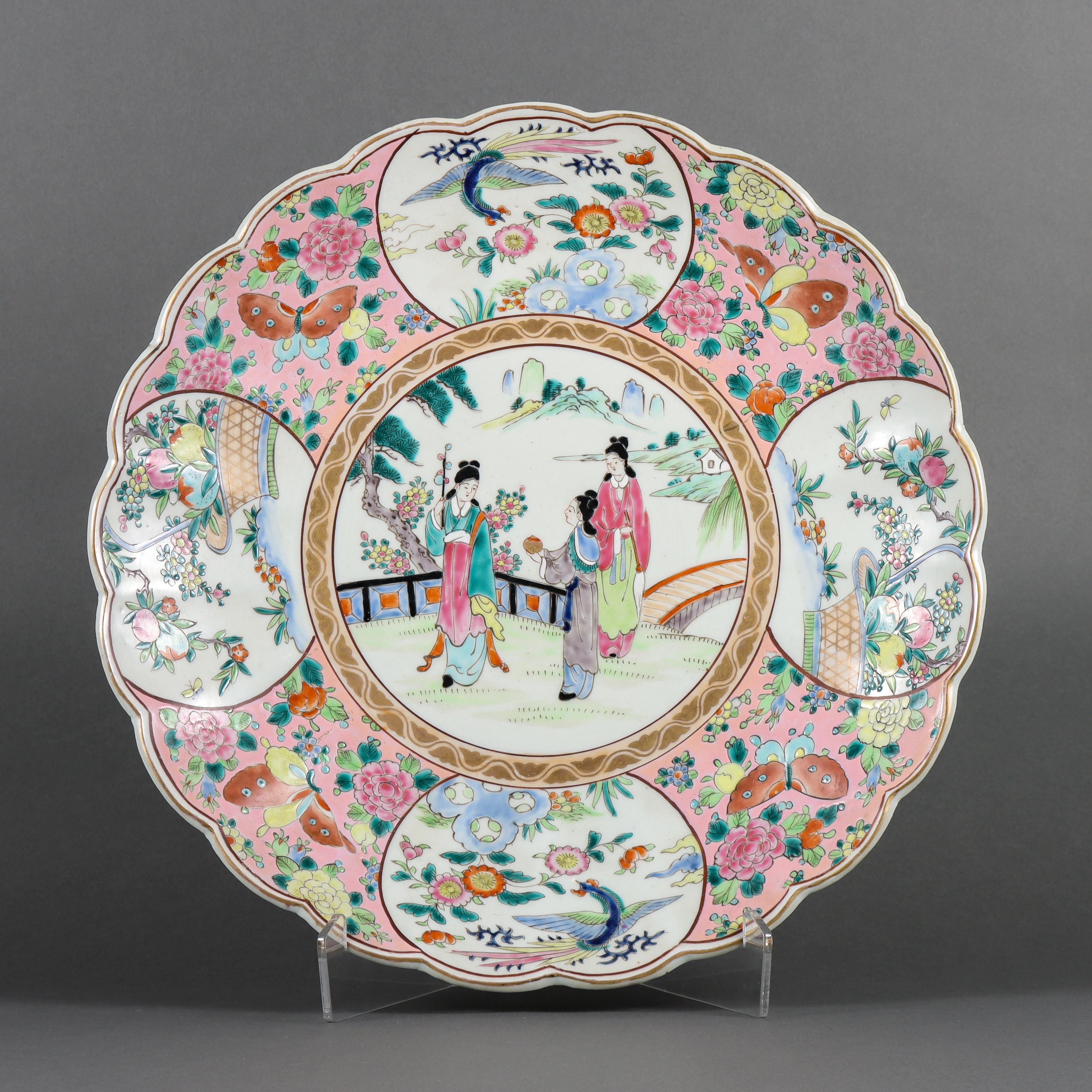 SKÅLFAT, porslin, Japan, 1900-tal.