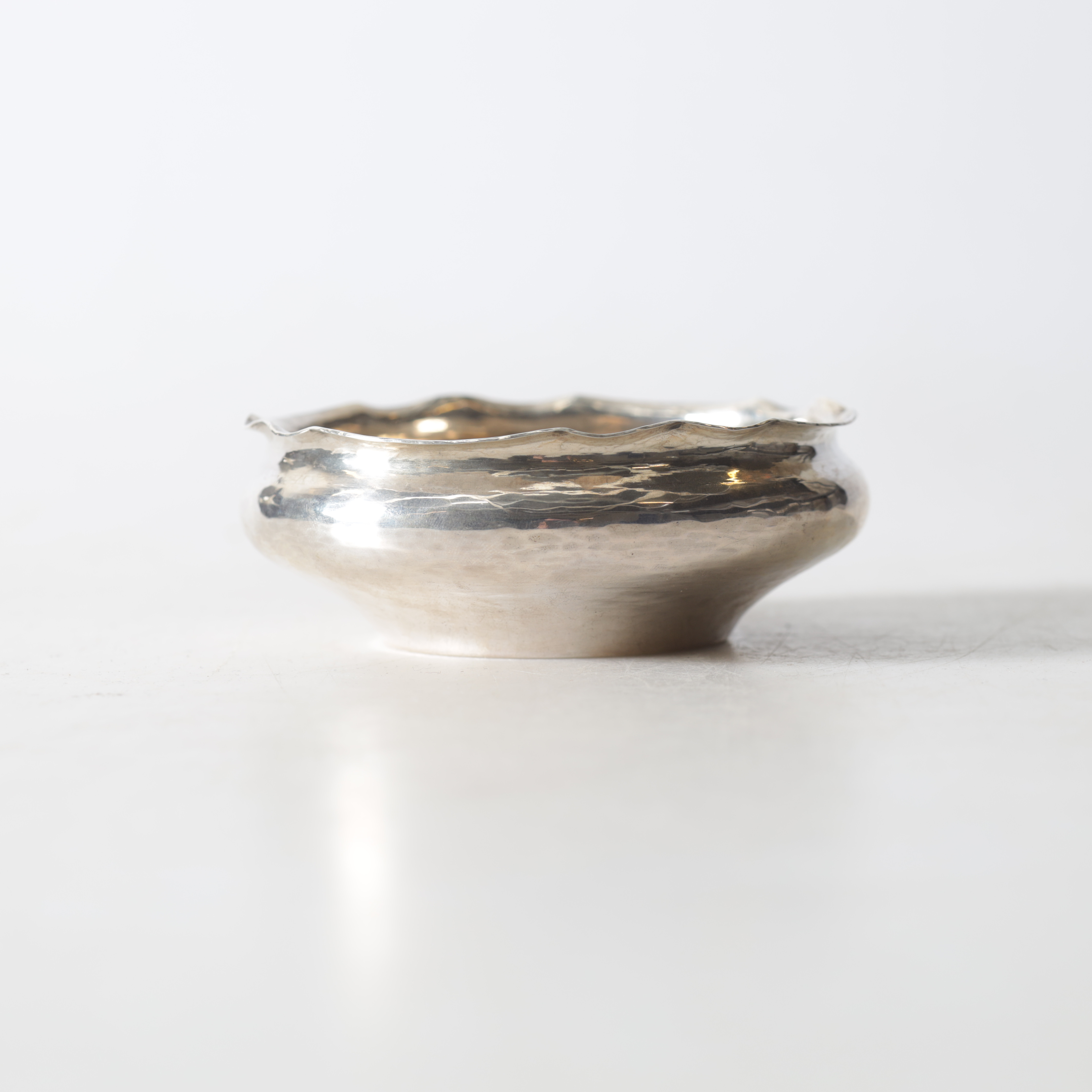 SKÅL, silver, EM. O Möller, Malmö, 1921. Totalvikt 97,75 gram.