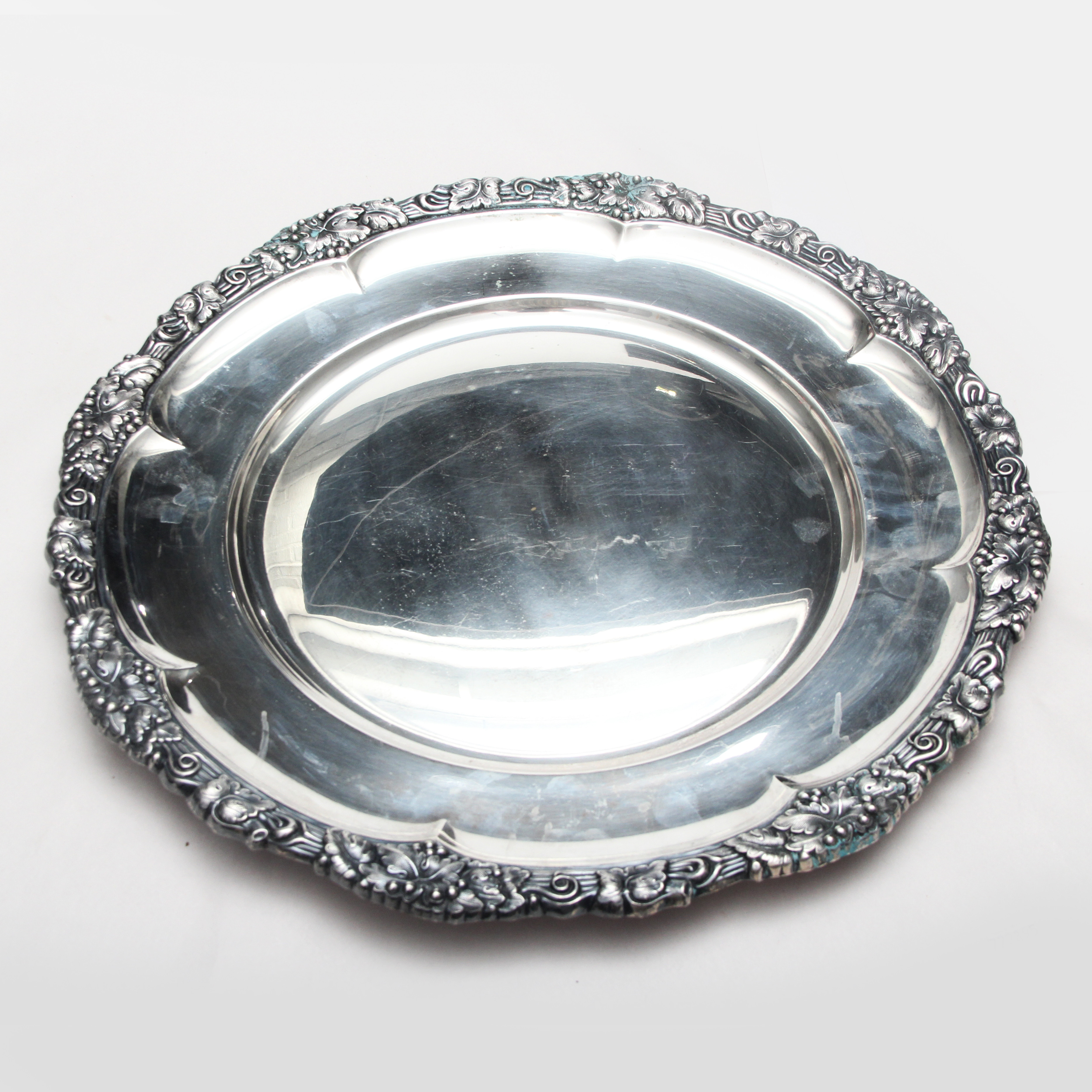 BRICKA, silver, C G Hallberg, årsbokstav T8.