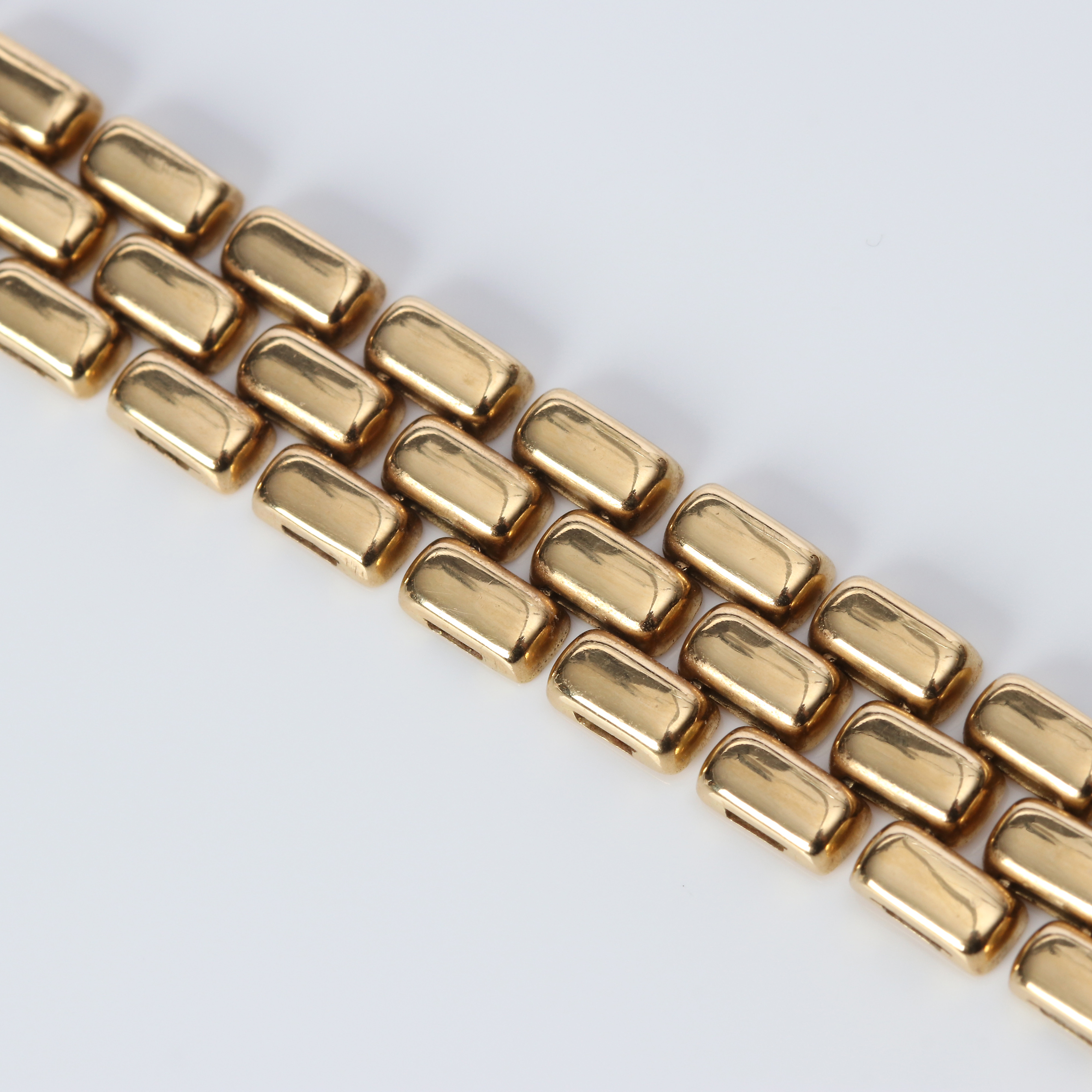 HALSBAND. 18k guld, Vicenza, Italien, vikt ca 62,1 gram.