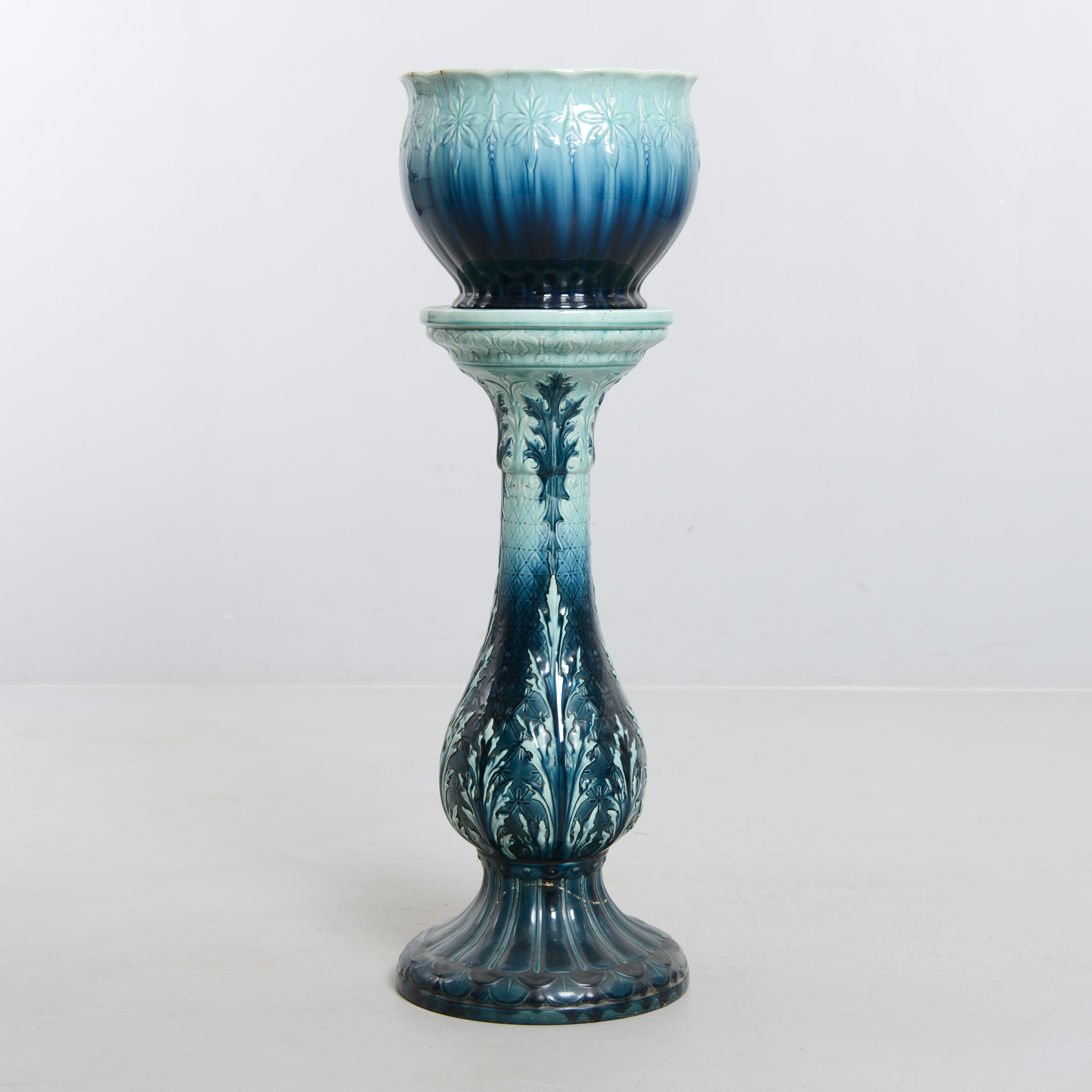 PIEDESTAL, med ytterfoder, majolika, Rörstrand, 1800/1900-tal.