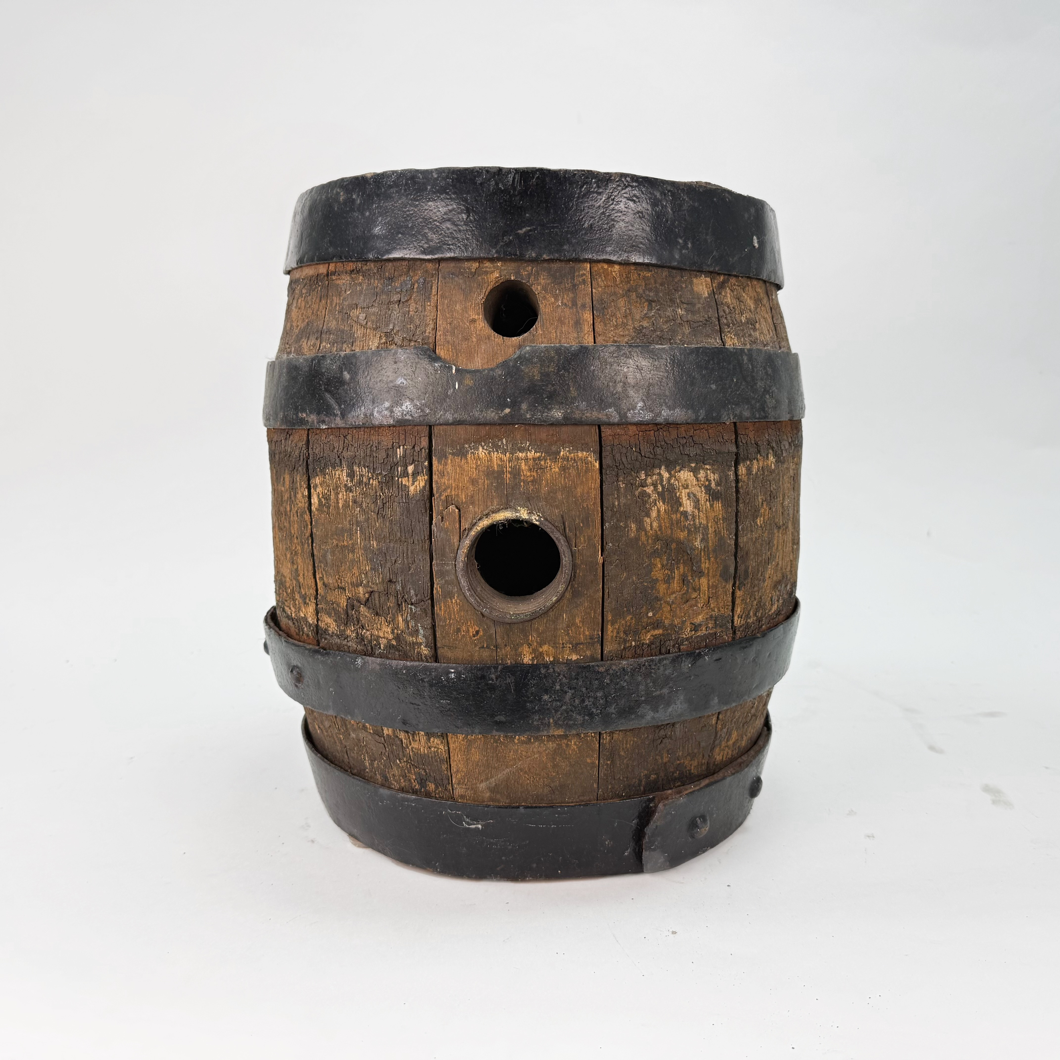 BRÄNNVINSTUNNA, ek, smides band, brännmärkt, 1800-tal.